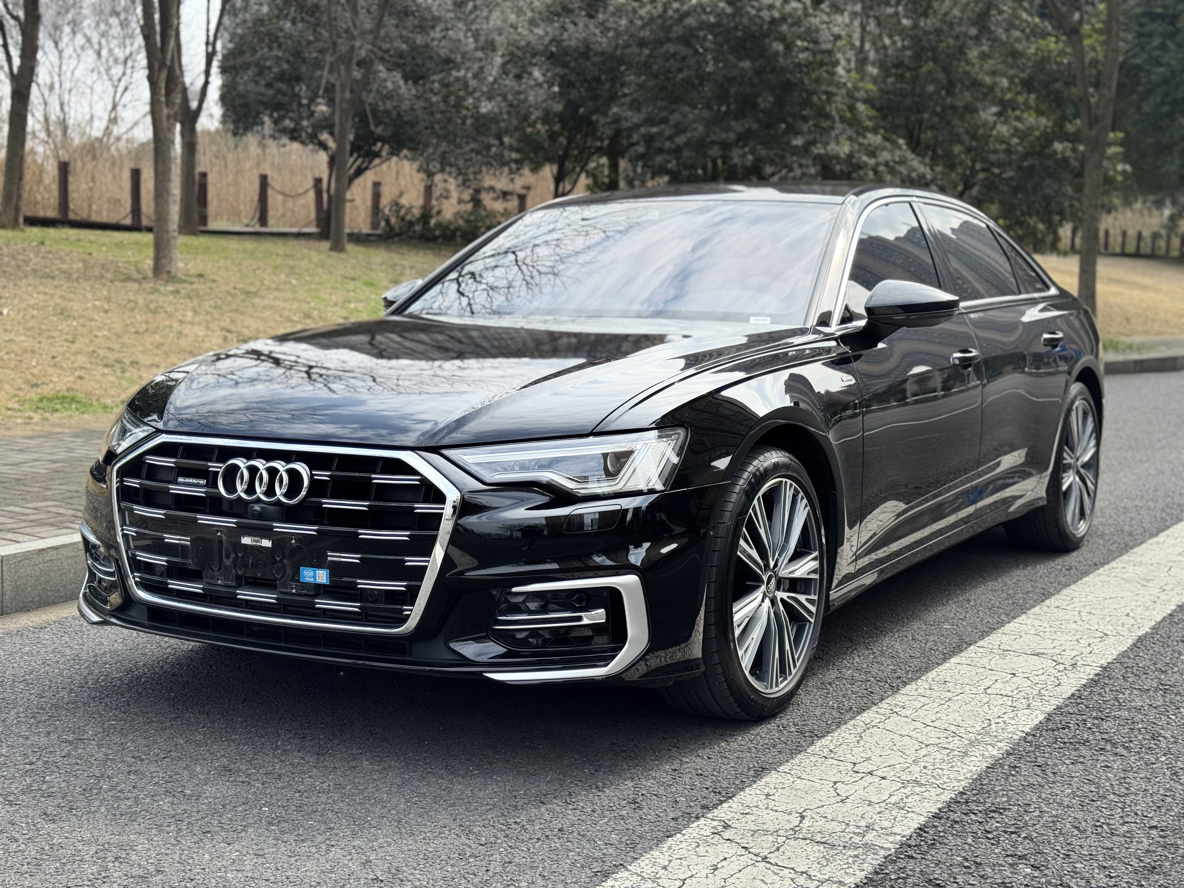 Audi A6L 2025 car image #2