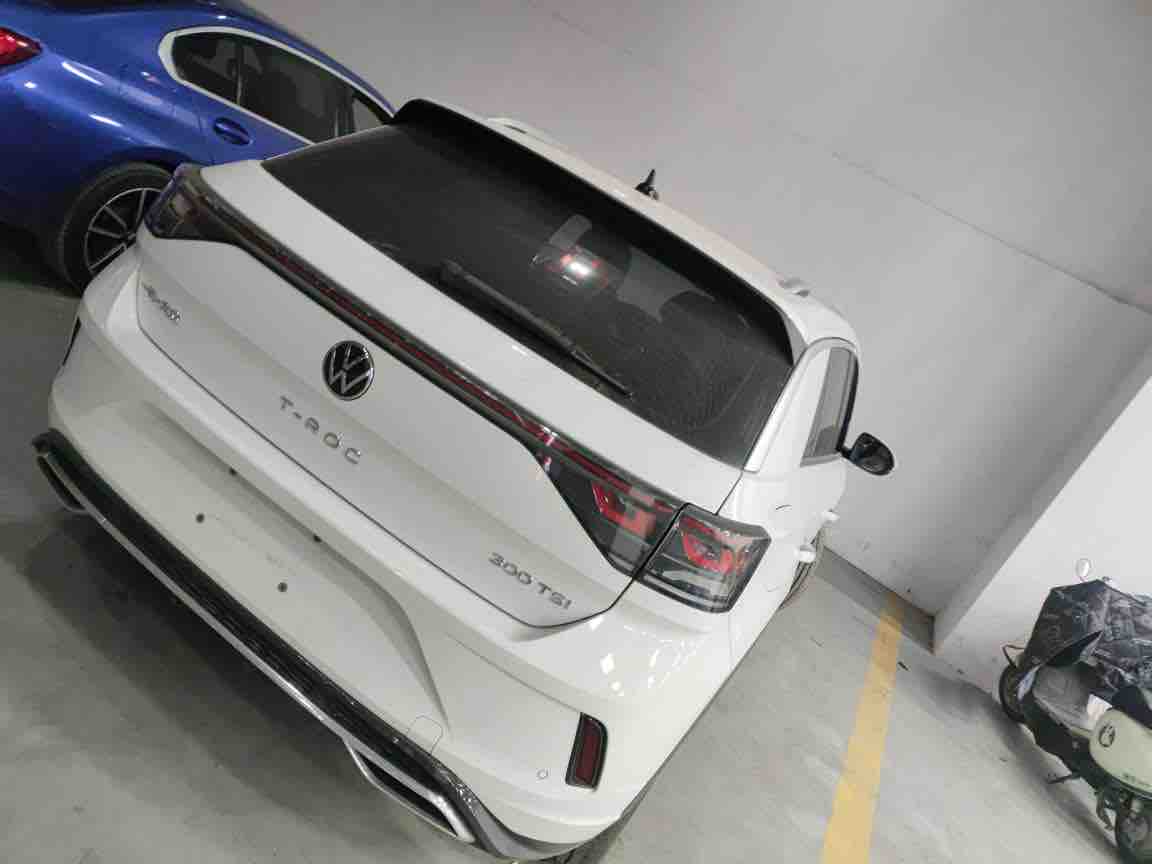 Volkswagen T-Roc 2025 #2 Volkswagen T-Roc 2025 car image #2
