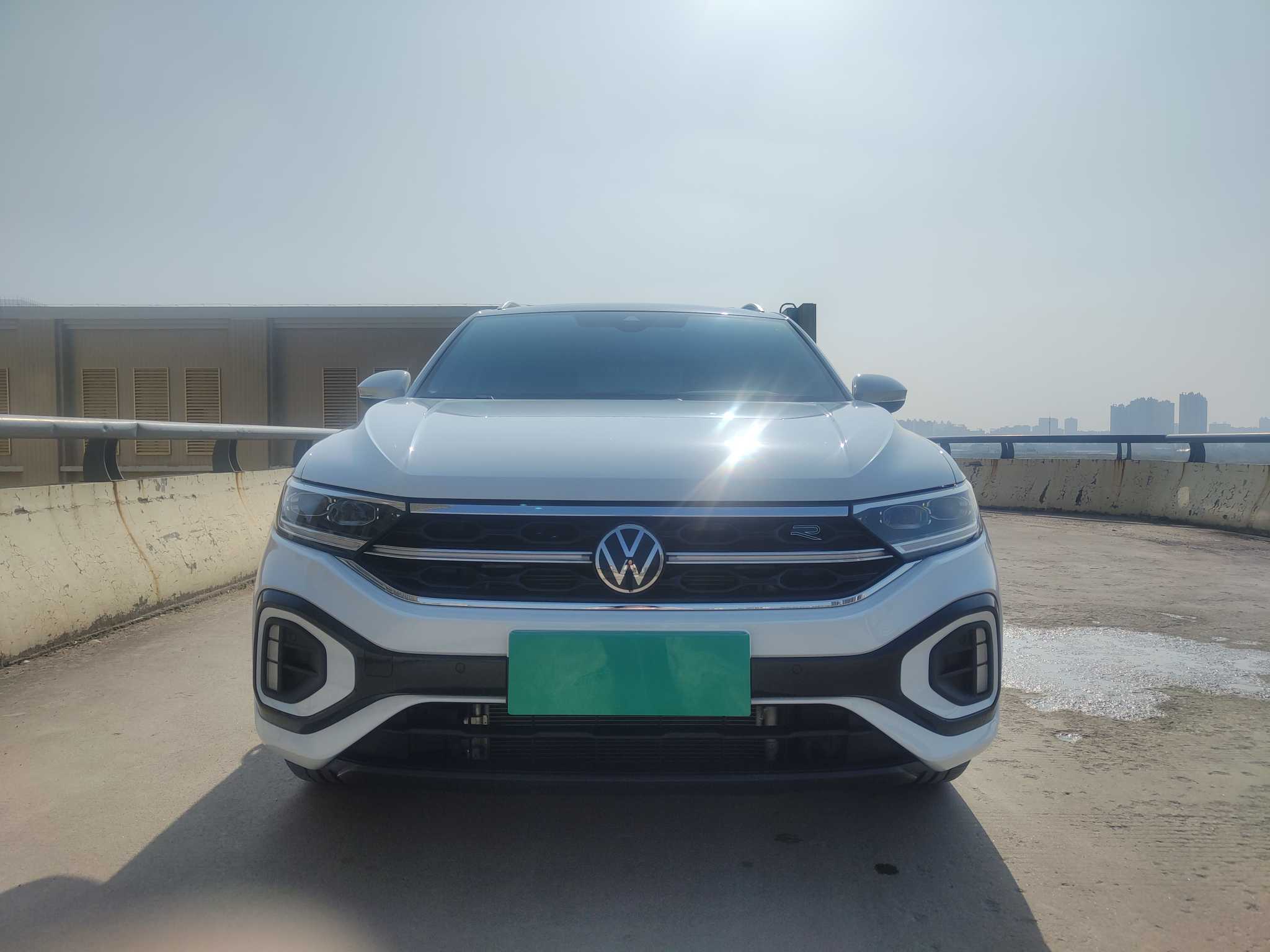 Volkswagen T-Roc 2024 #2 Volkswagen T-Roc 2024 car image #2