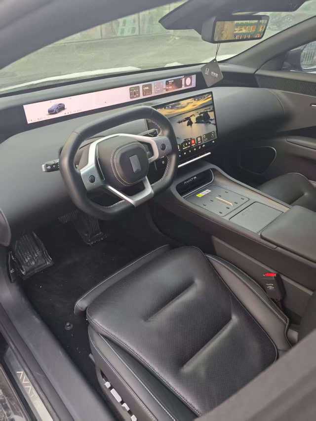 Avatr 12 2024 immagine di auto #2