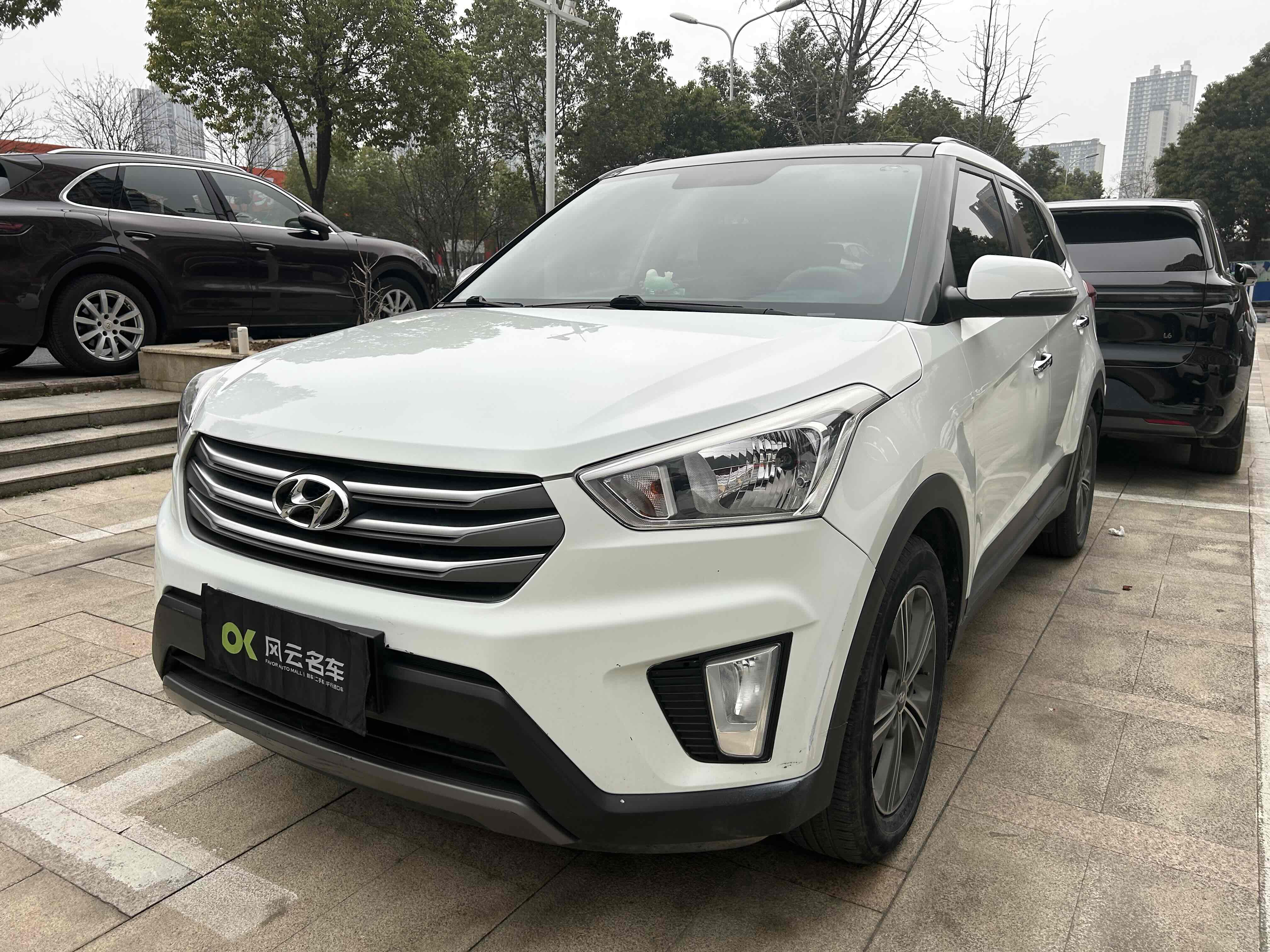 Hyundai ix25 2016 #2 Hyundai ix25 2016 car image #2
