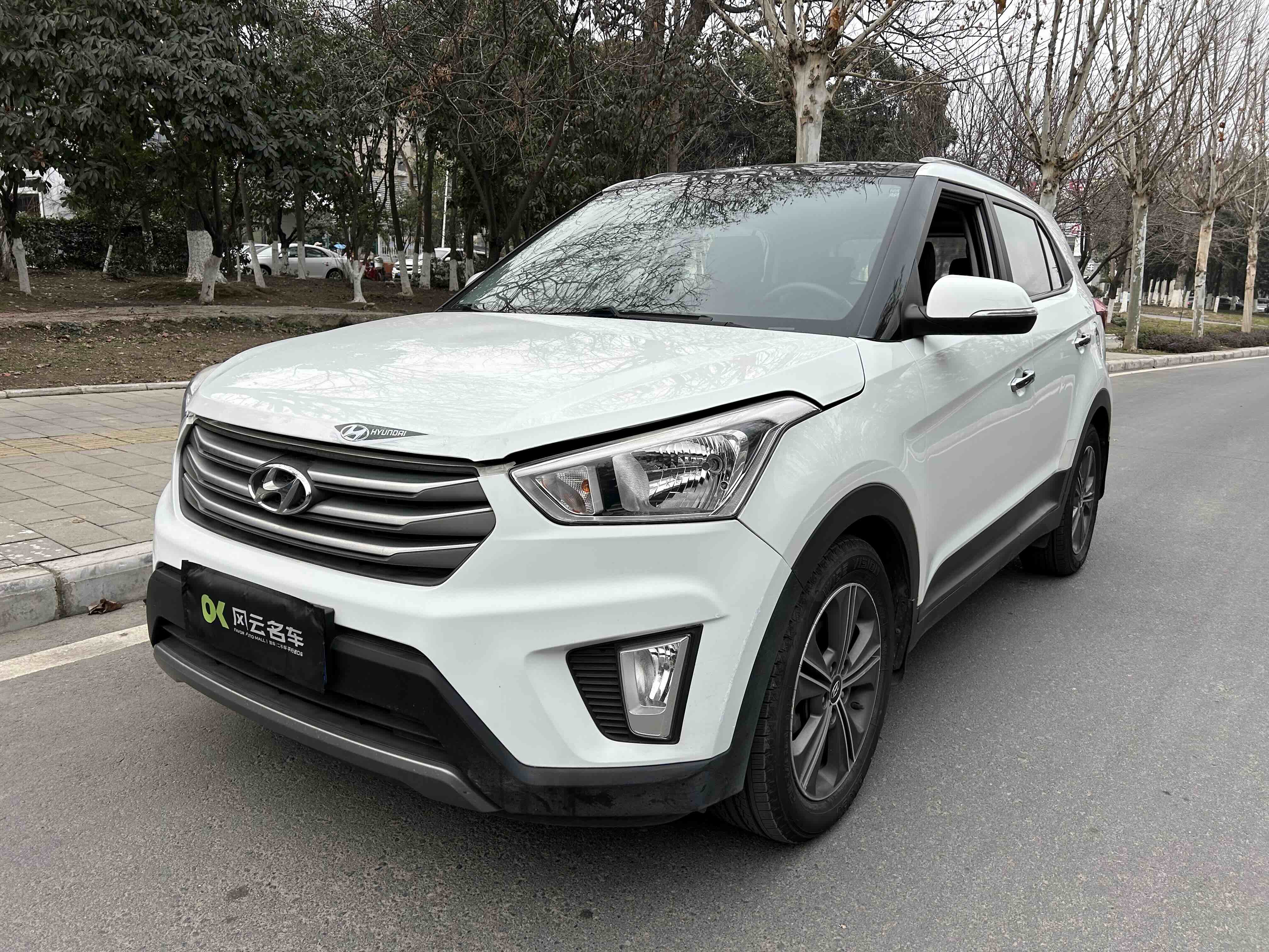 Hyundai ix25 2016 #2 Hyundai ix25 2016 car image #2