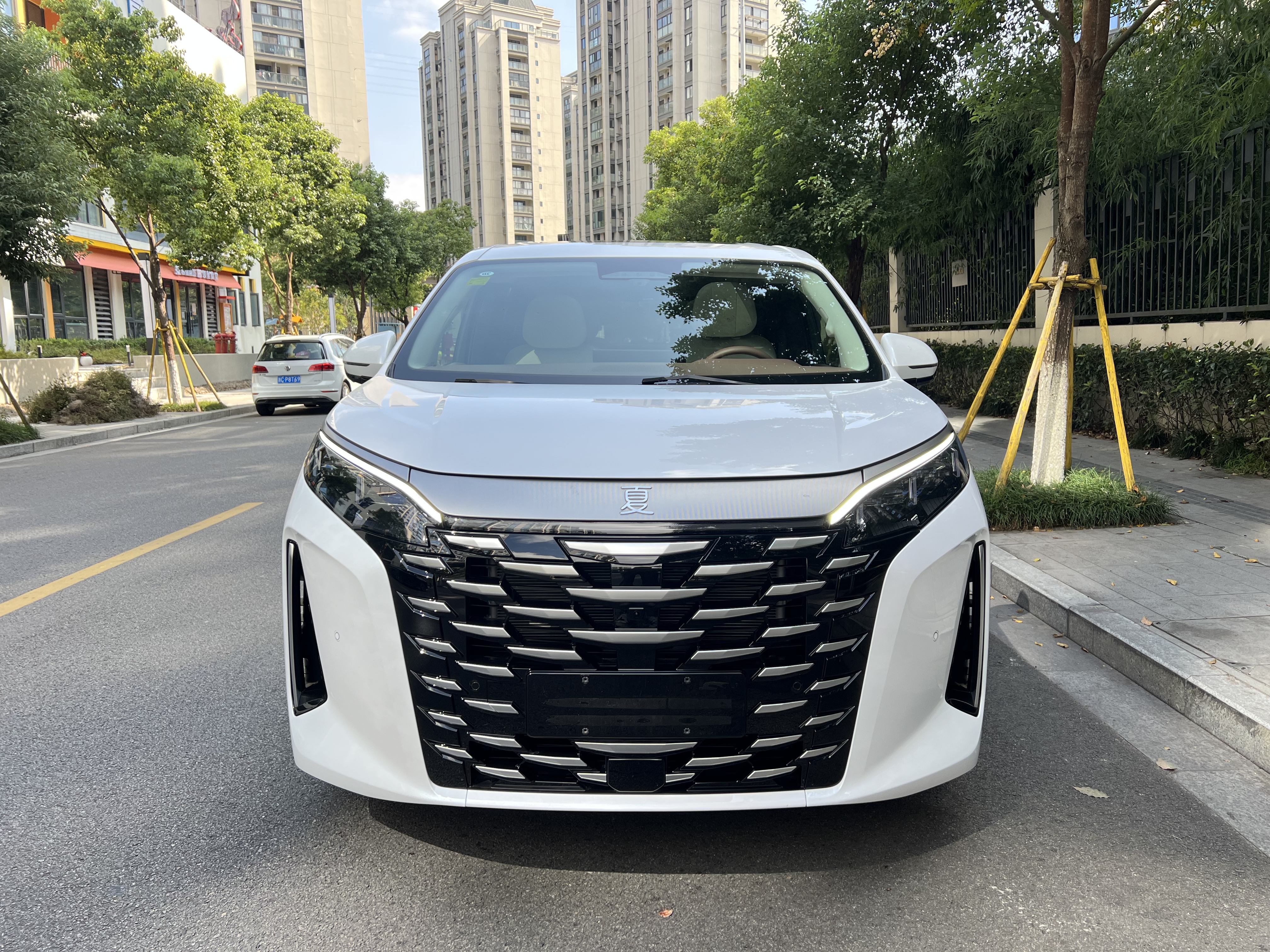 BYD Xia 2025 #2 BYD Xia 2025 imagen de coche #2