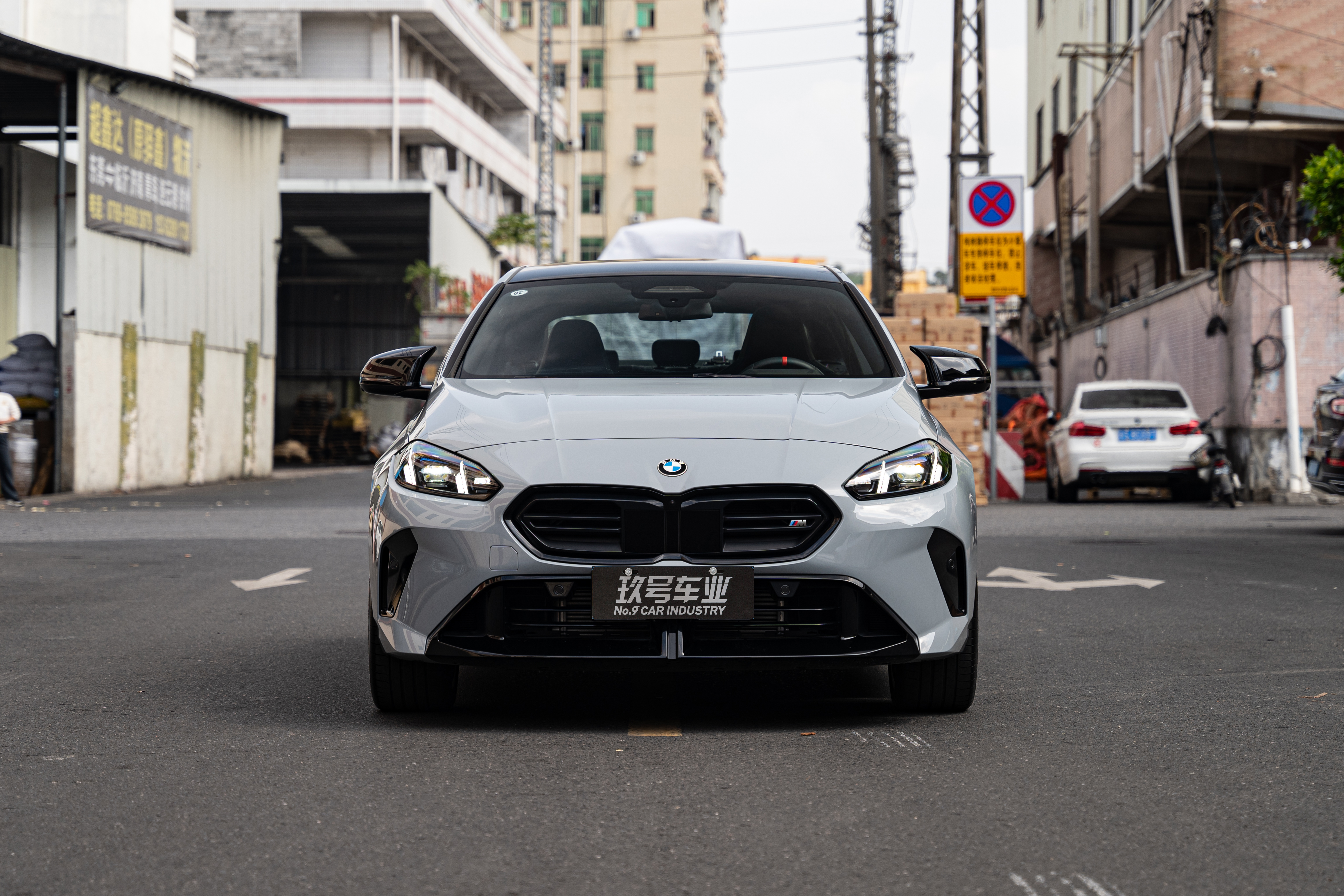 BMW M235L 2025 car image #2