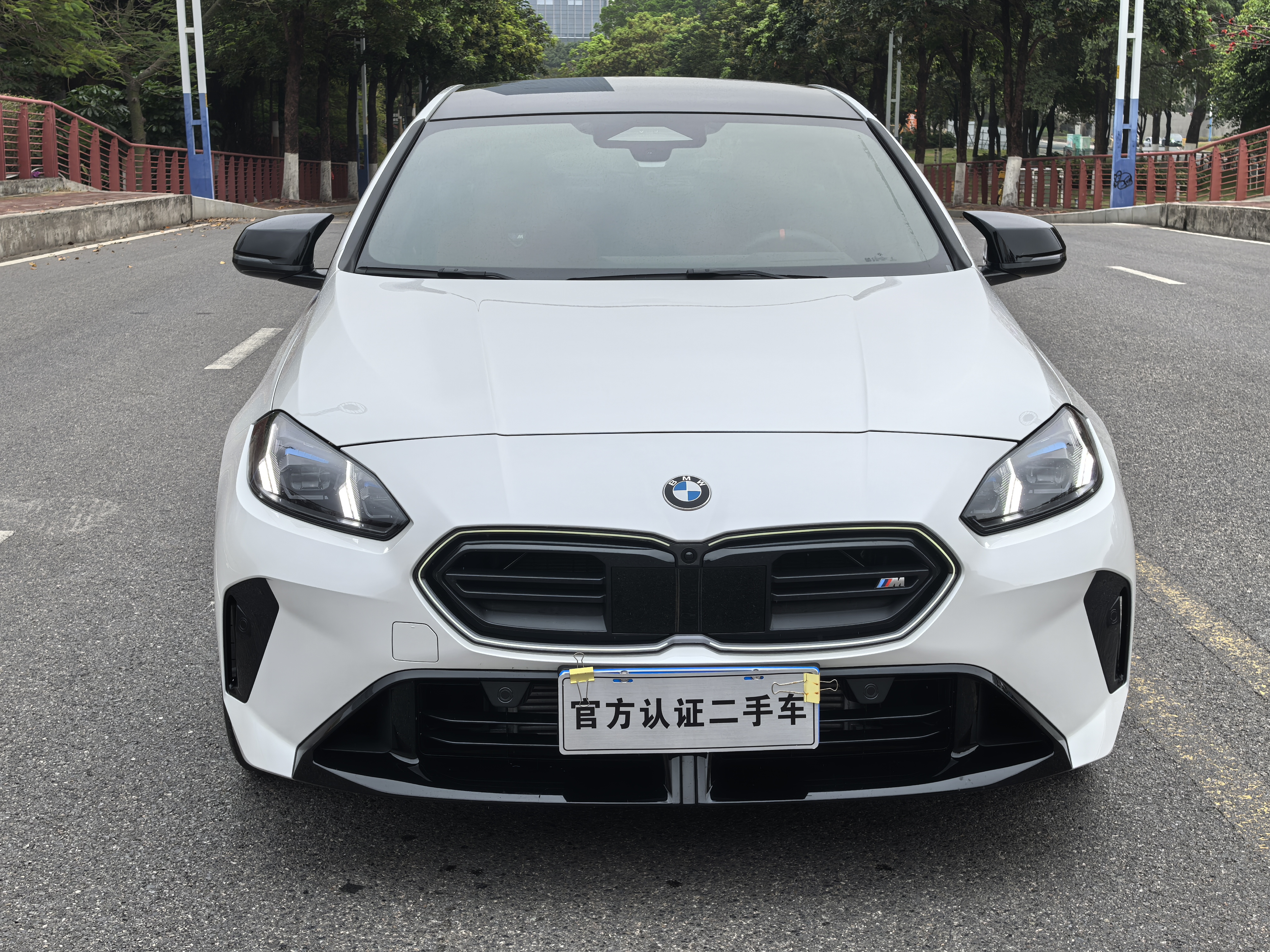 BMW M235L 2025 صورة سيارة #2