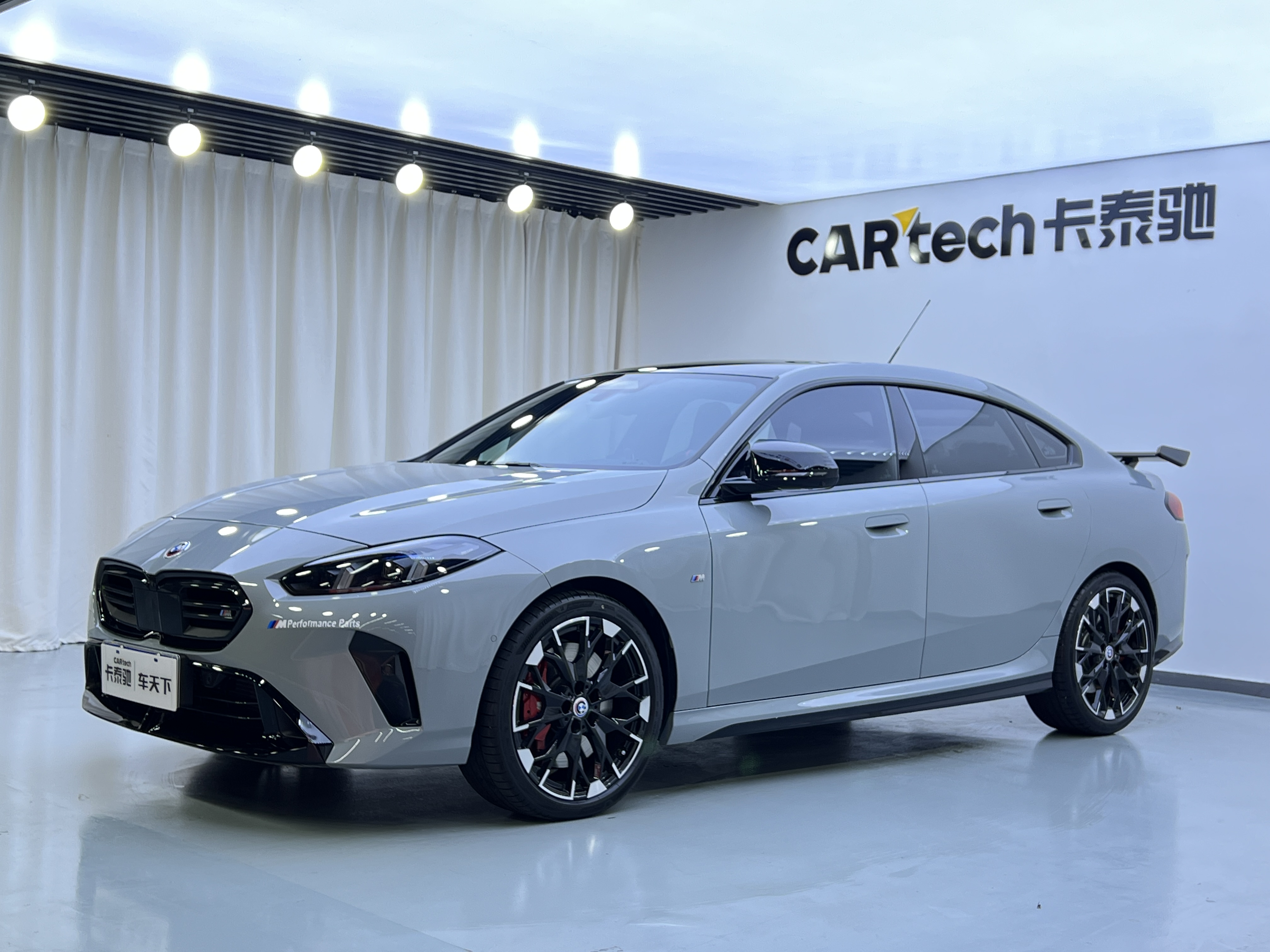 BMW M235L 2025 #2 BMW M235L 2025 car image #2