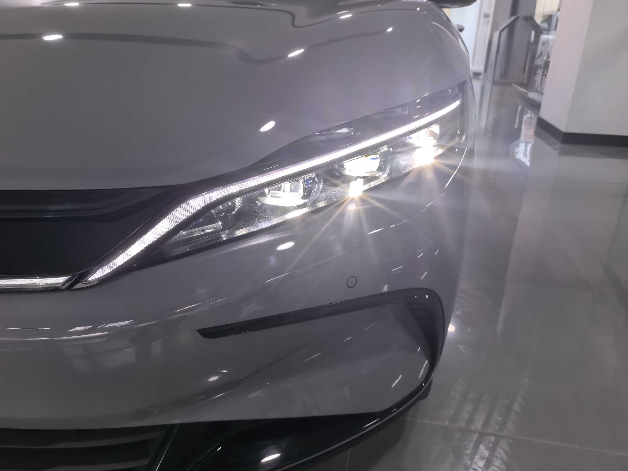 BYD Han 2025 car image #2