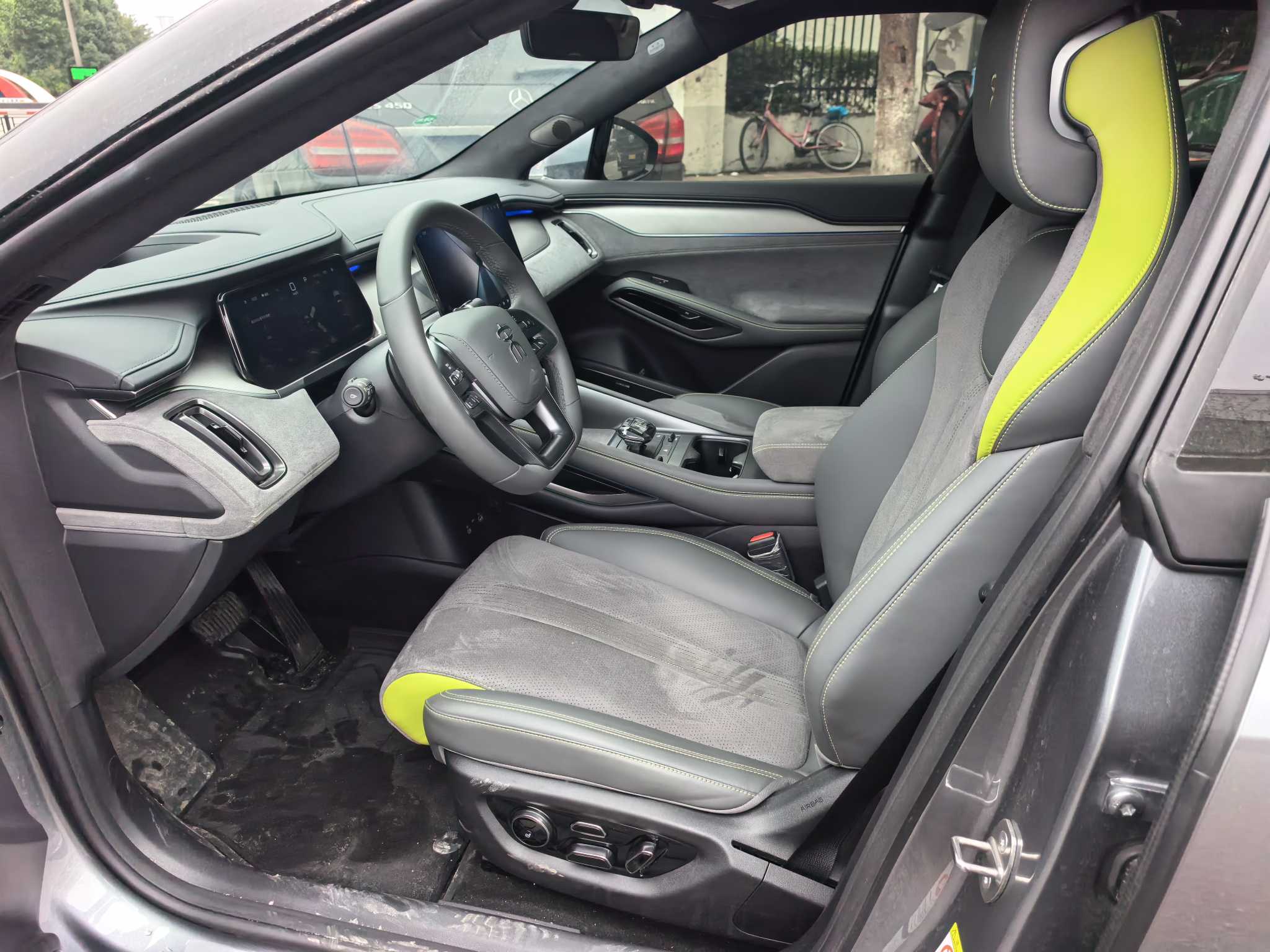 BYD SongL EV 2025 car image #2