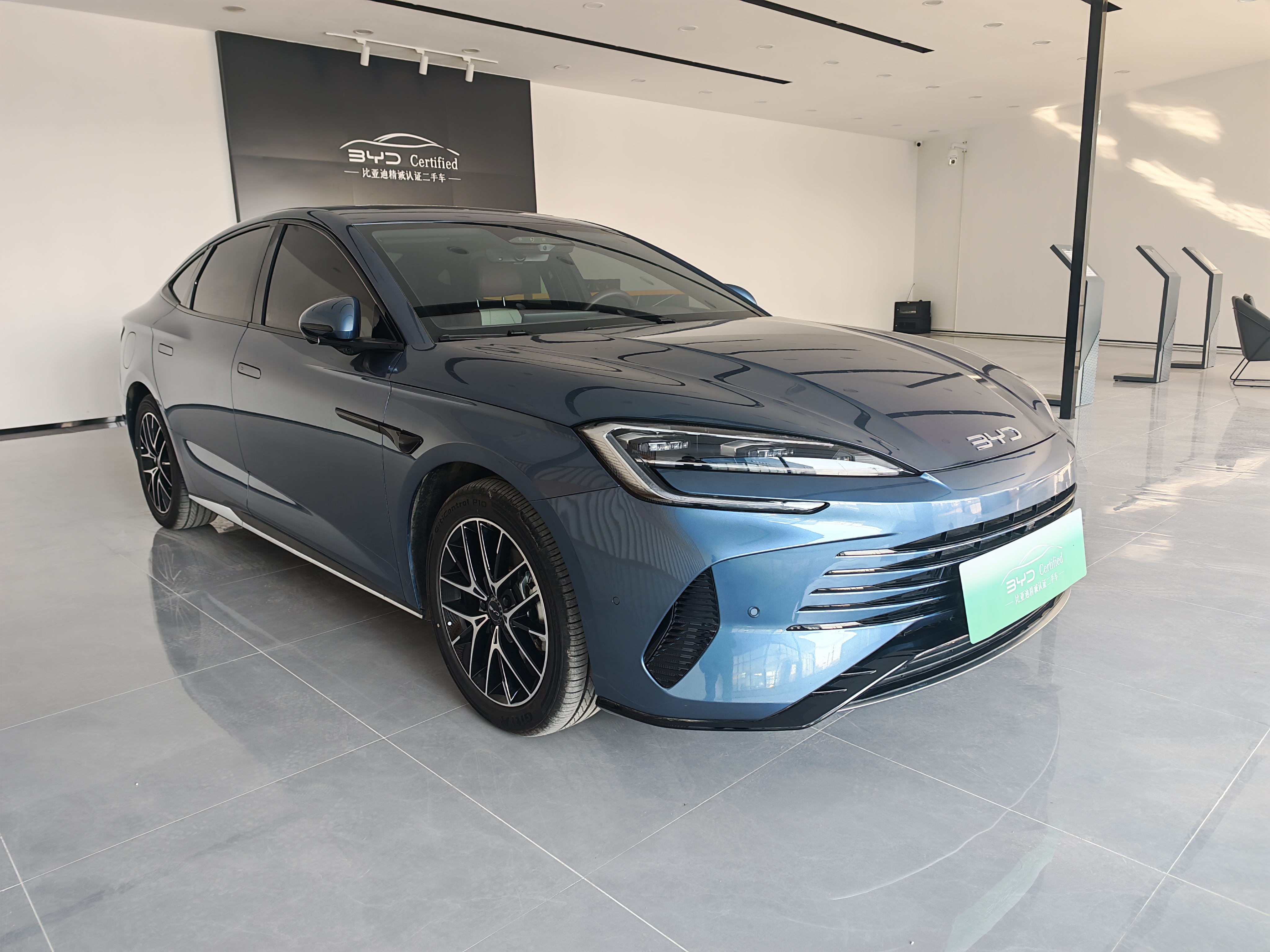 BYD Seal 07 DM-i 2025 immagine di auto #2
