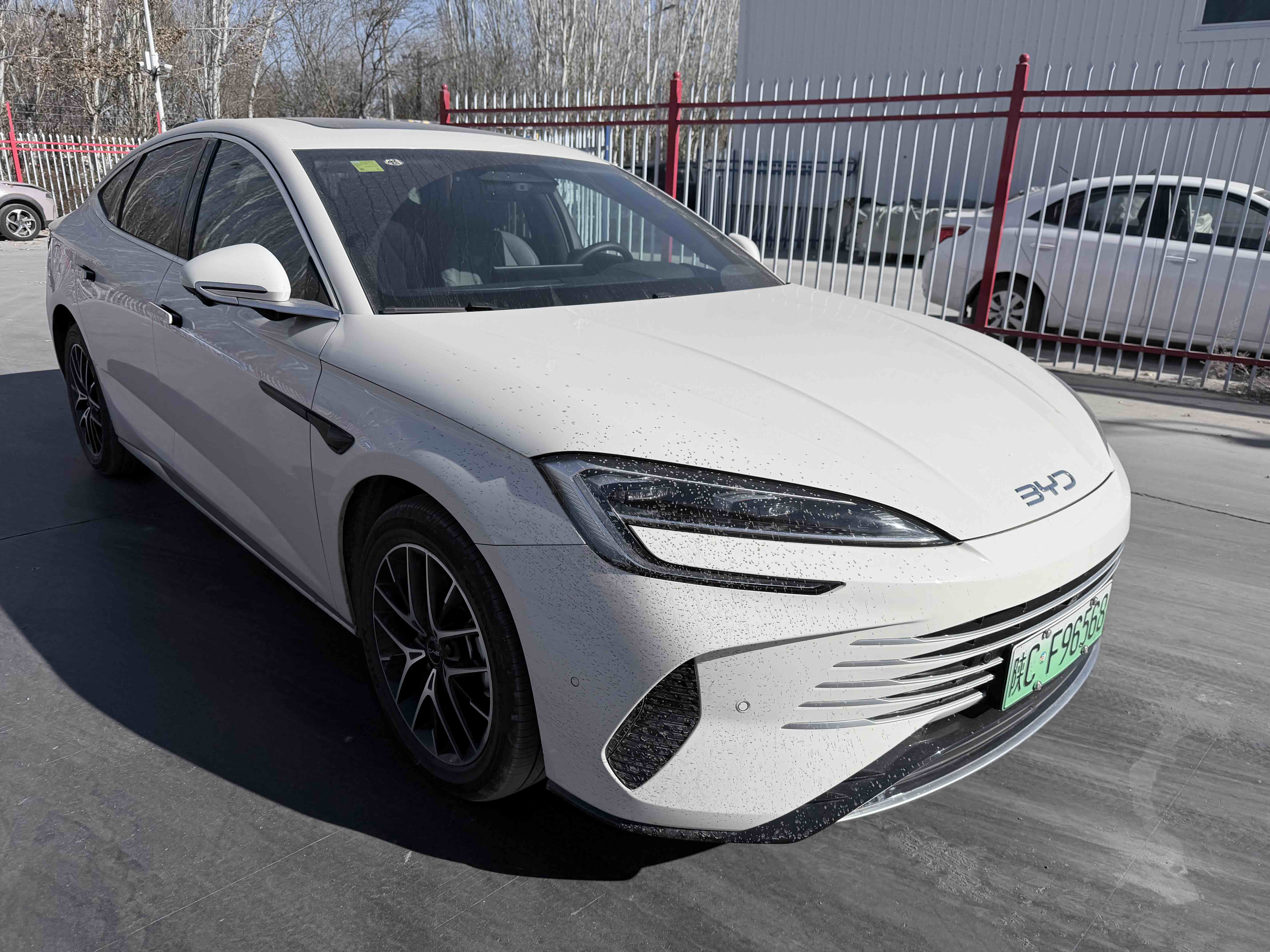 BYD Seal 07 DM-i 2025 car image #2