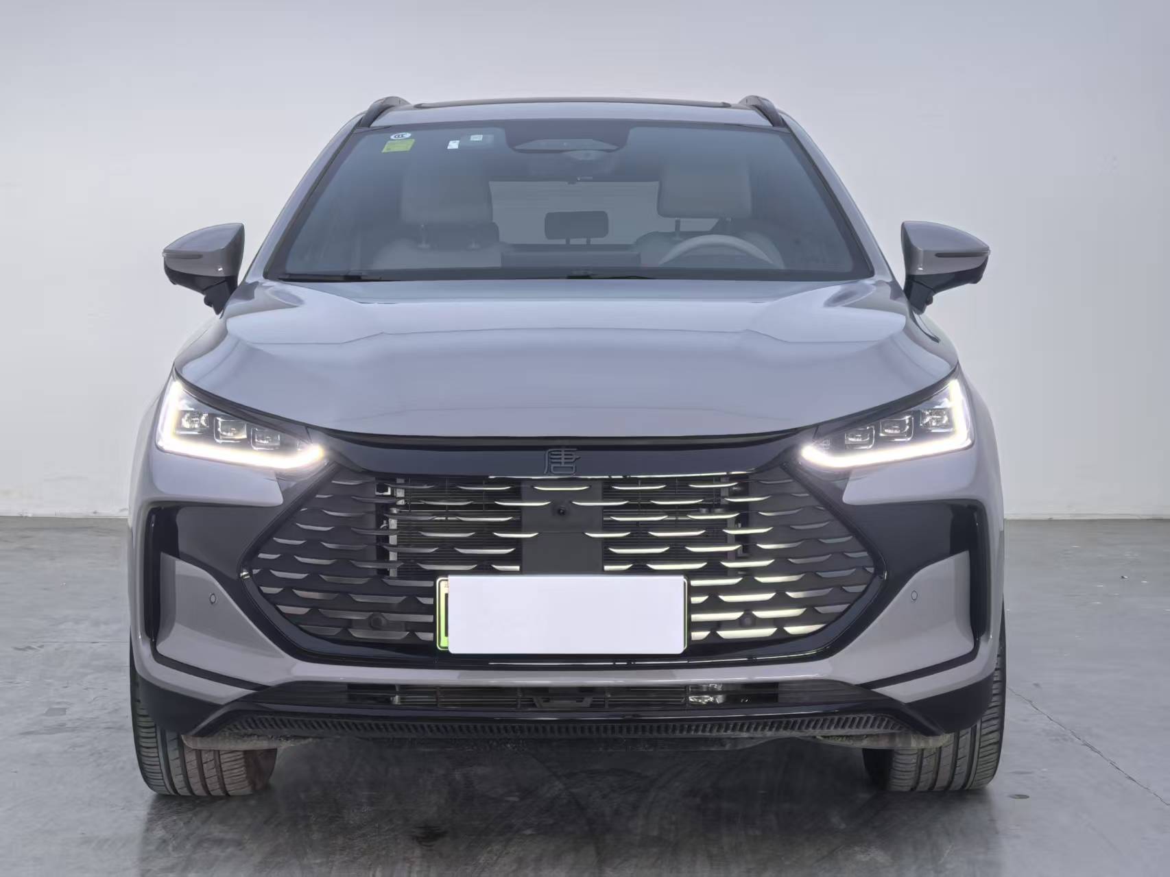 BYD Tang New Energy 2025 #2 BYD Tang New Energy 2025 car image #2