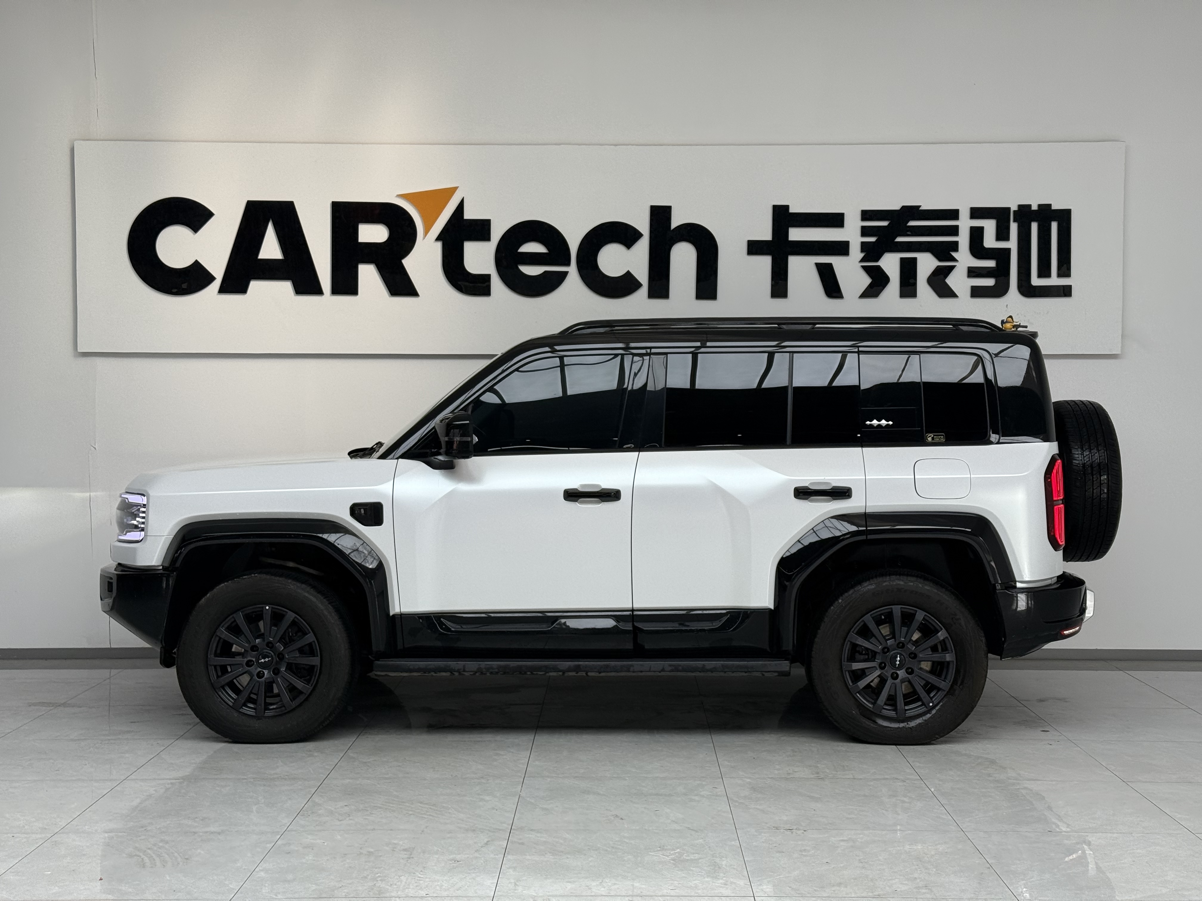 FangChengBao Leopard 5 2025 car image #2