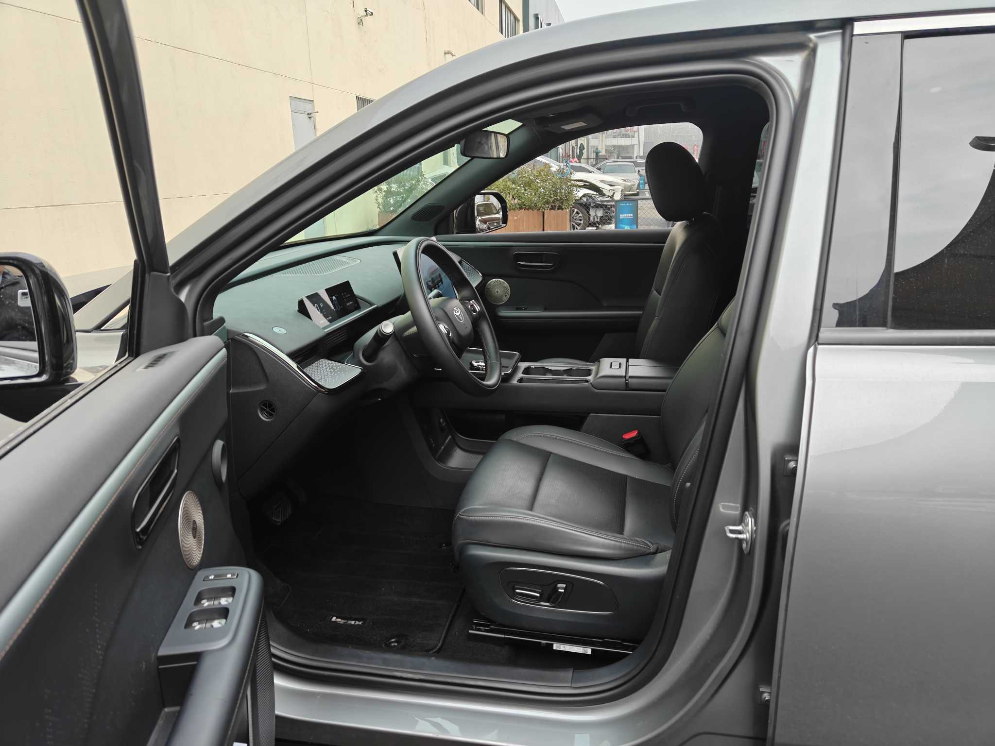 Toyota Bozhi 3X 2025 immagine di auto #2