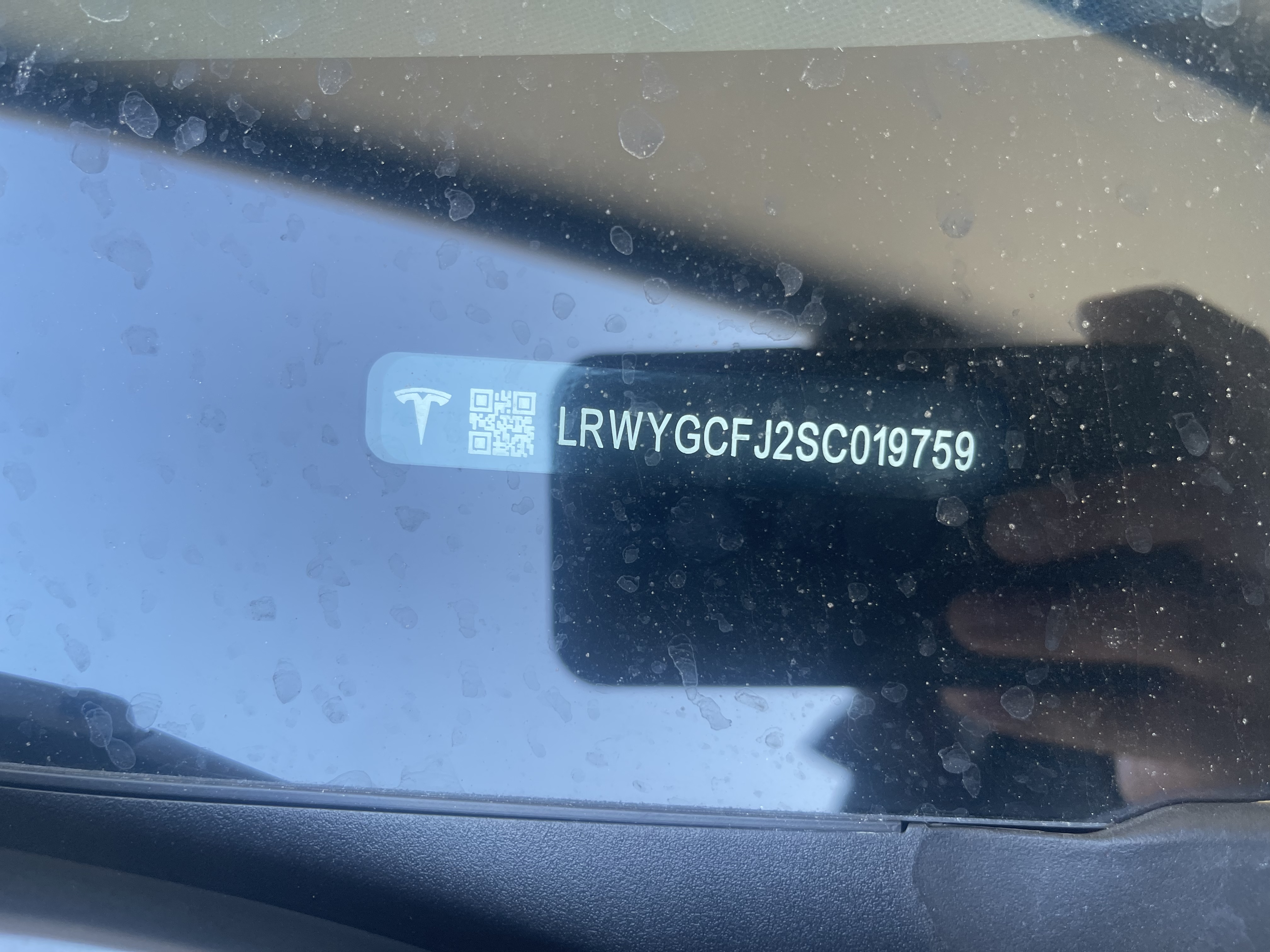 特斯拉 Model Y 2025 汽车图片 #2