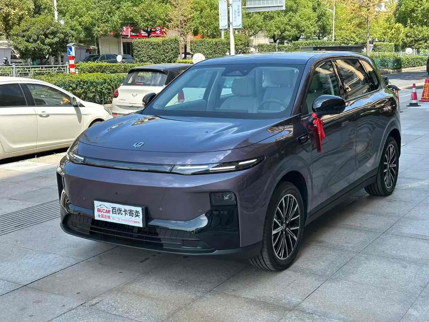 零跑汽车 零跑B10 2025 汽车图片 #2