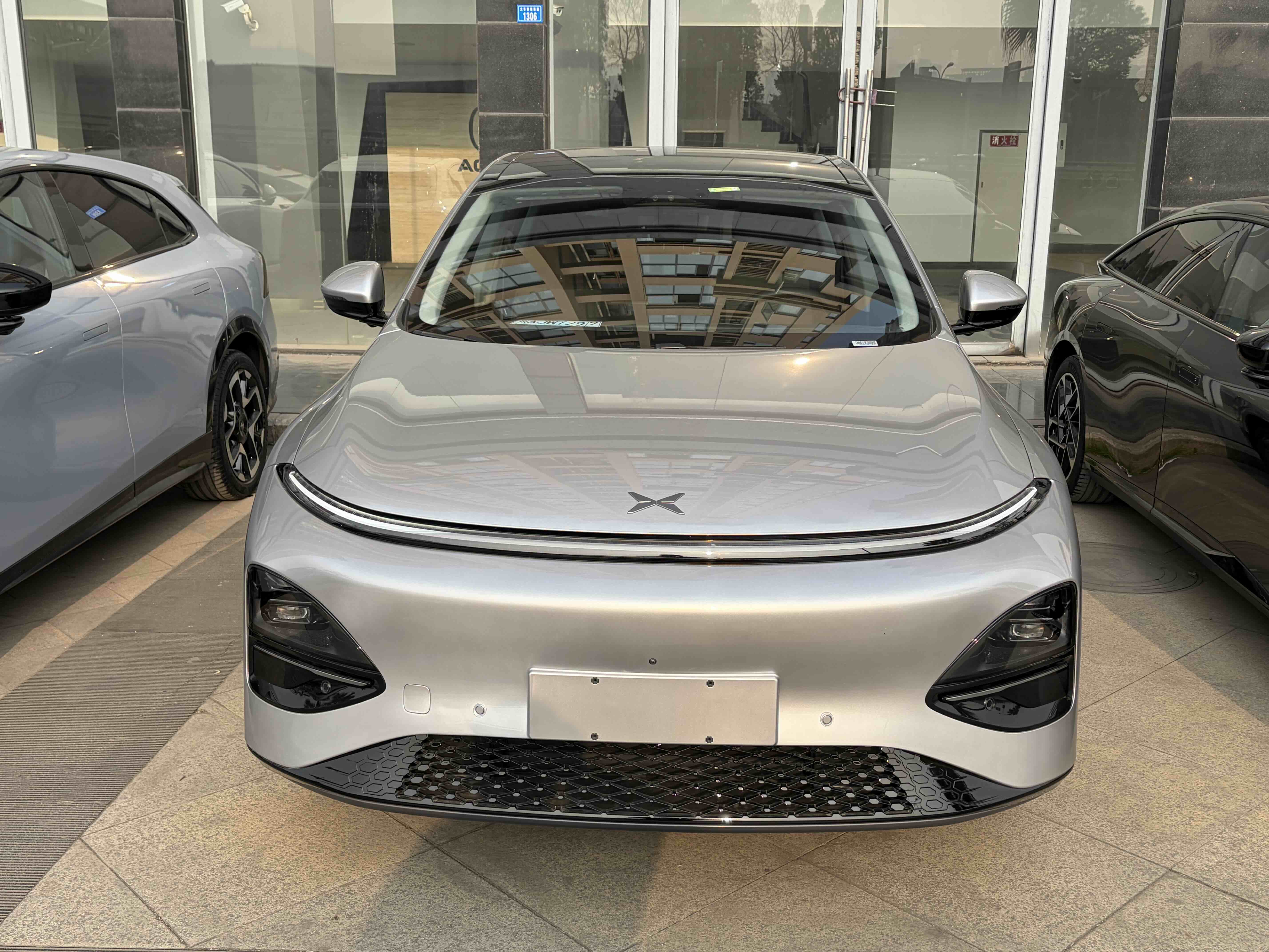 Xpeng G6 2025 #2 Xpeng G6 2025 car image #2