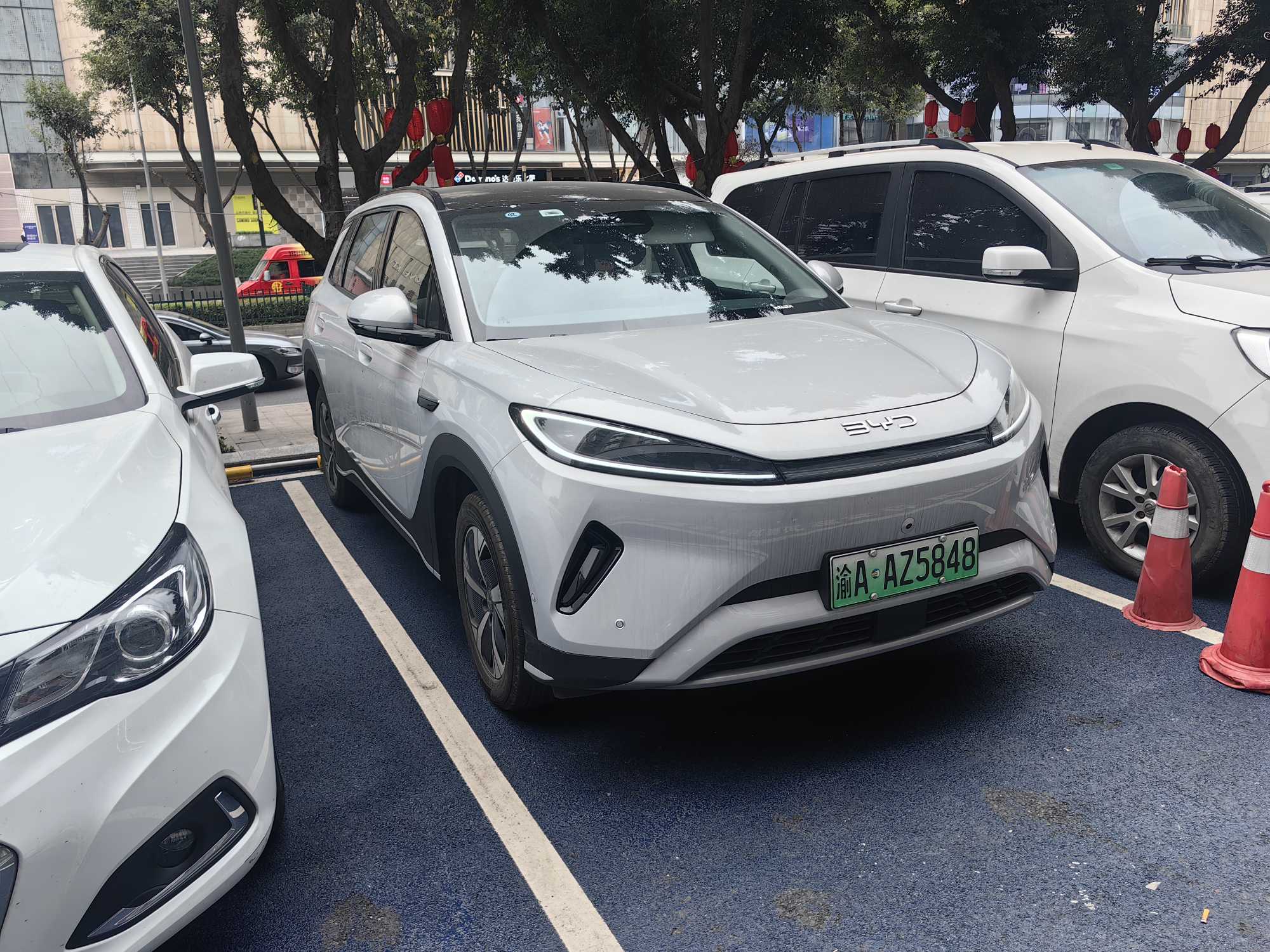 BYD Sea Lion 05 EV 2025 car image #2