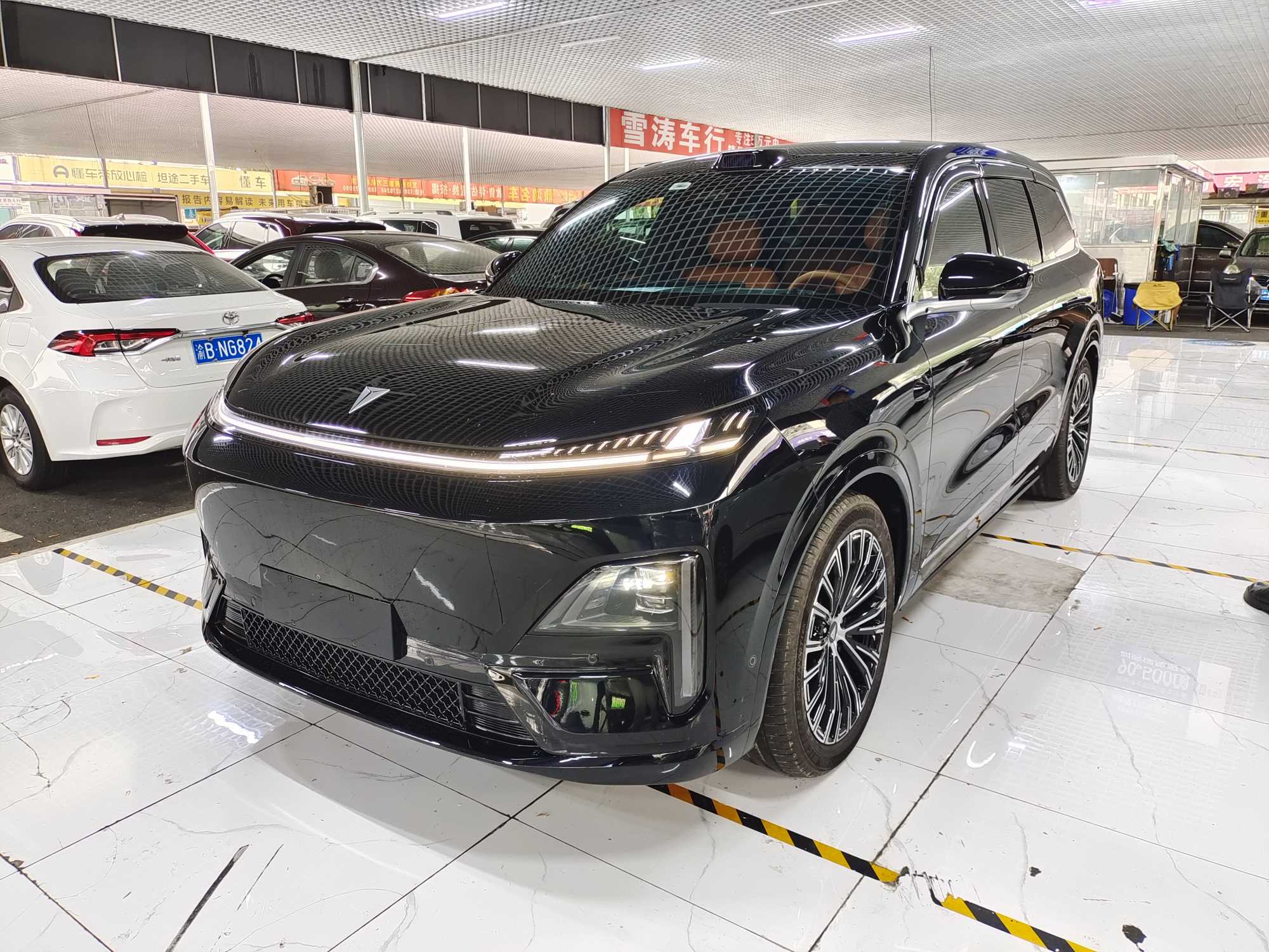 Deepal S09 2025 car image #2