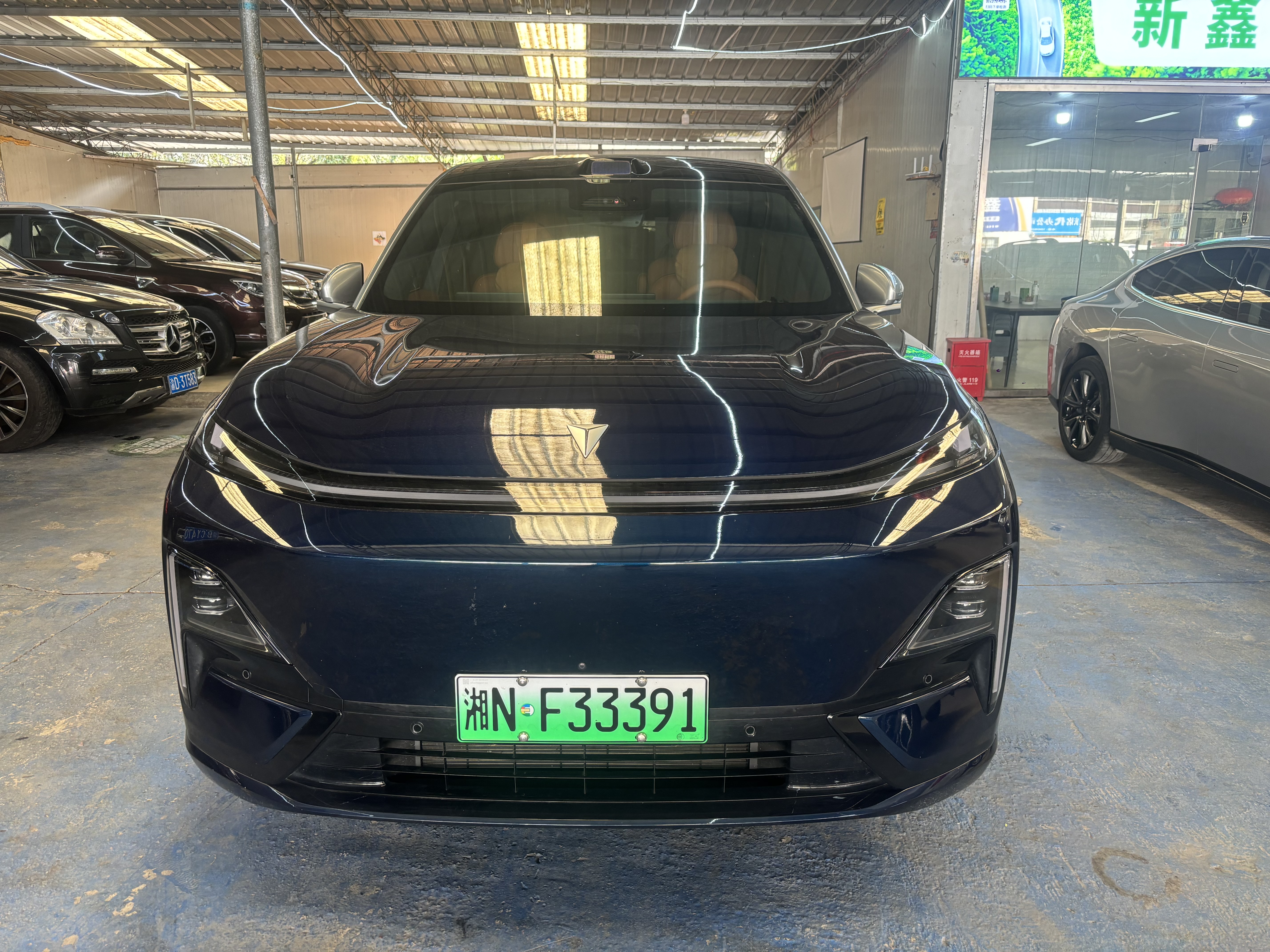 Deepal S09 2025 car image #2