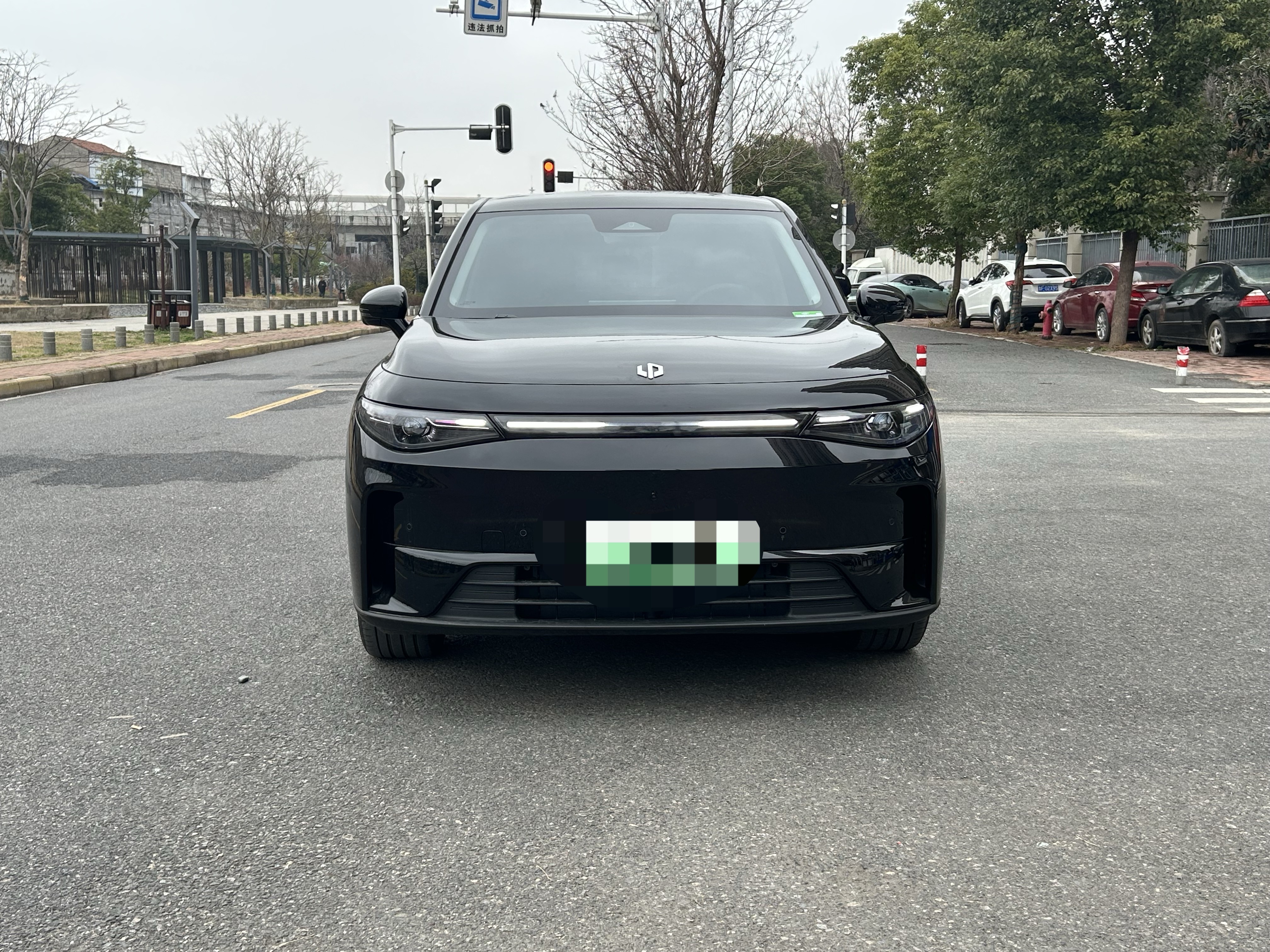 零跑汽车 零跑C10 2025 汽车图片 #2