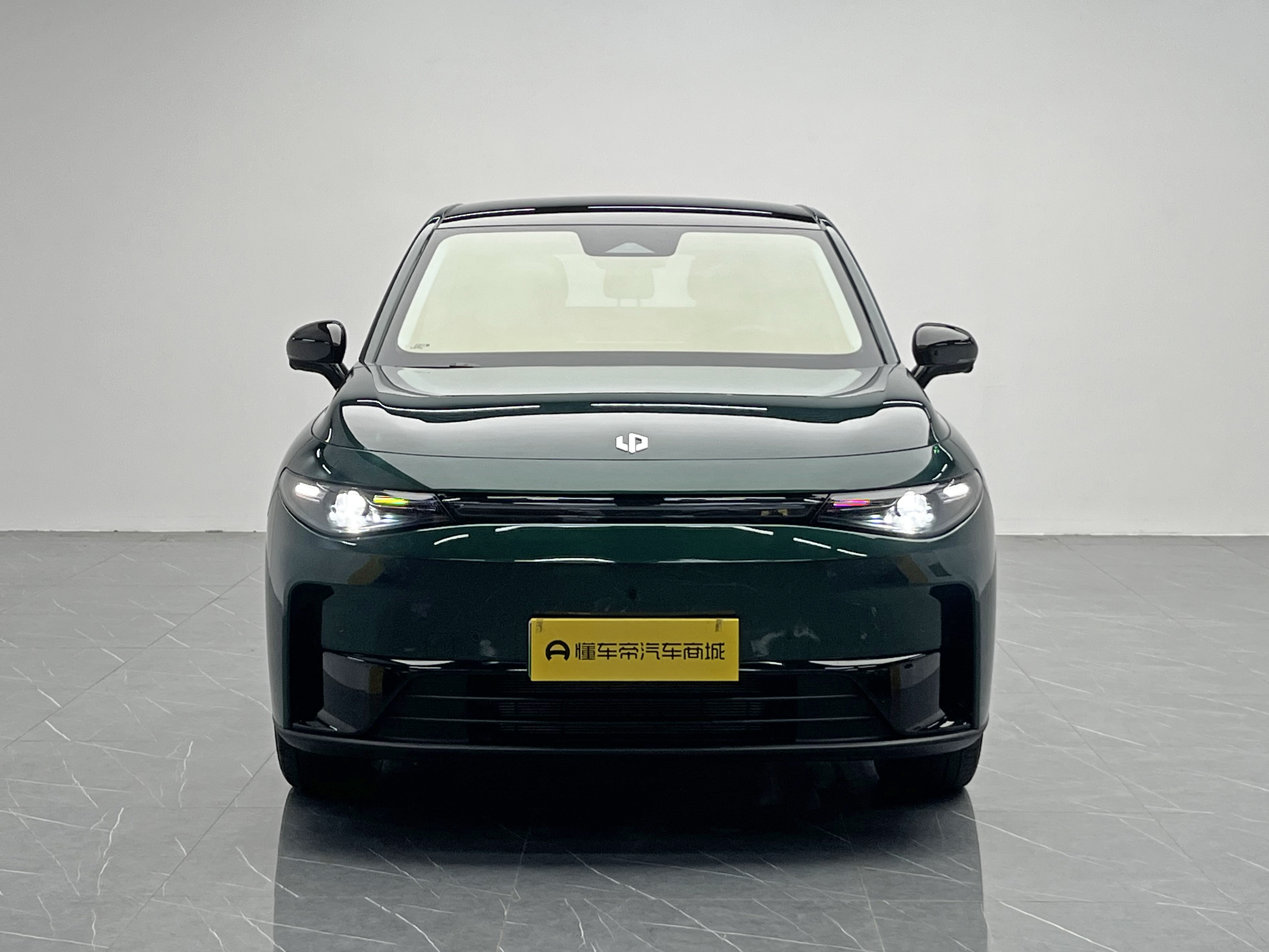 零跑汽车 零跑C10 2025 汽车图片 #2