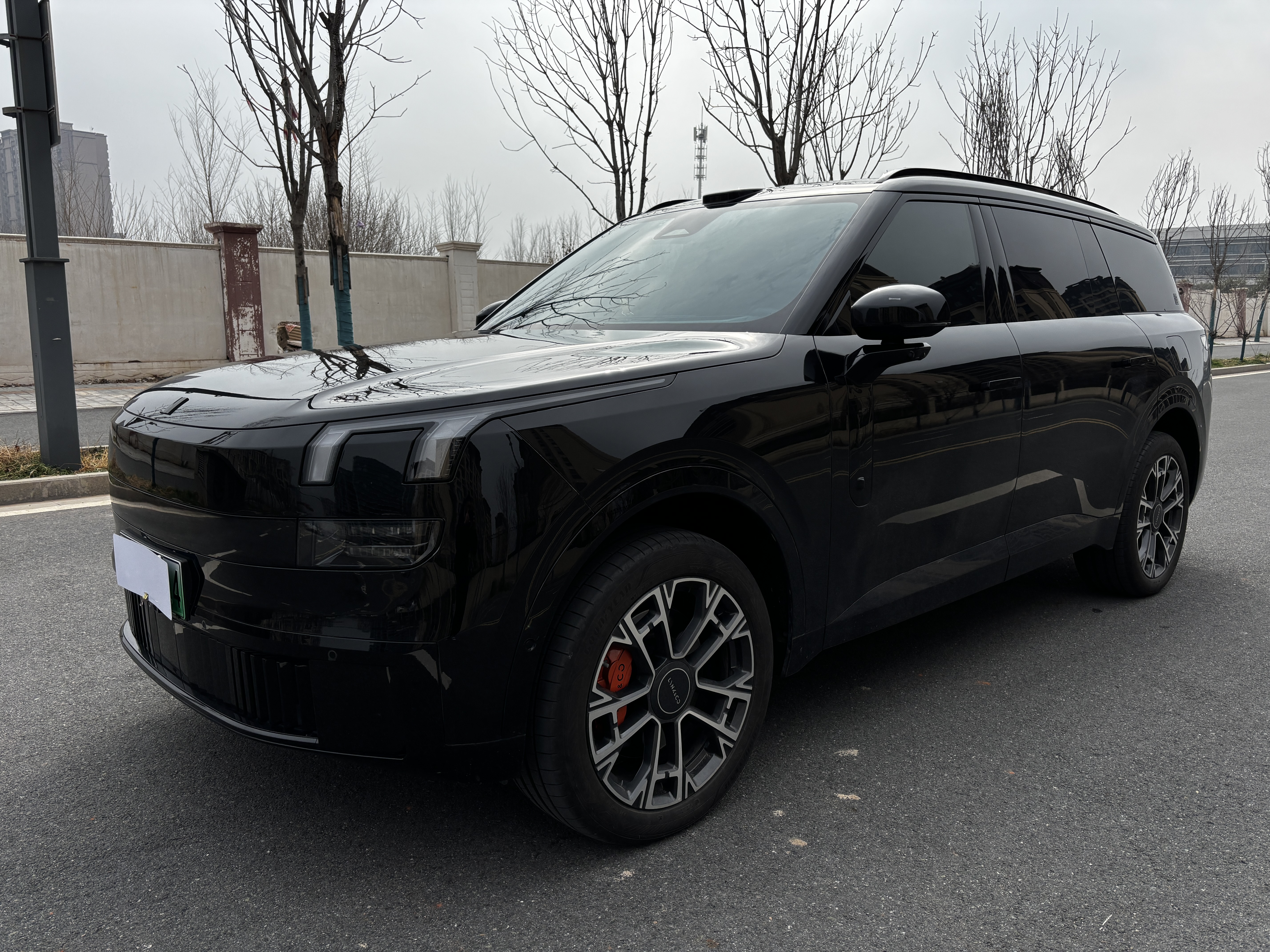 Lynk & Co 900 2025 car image #2