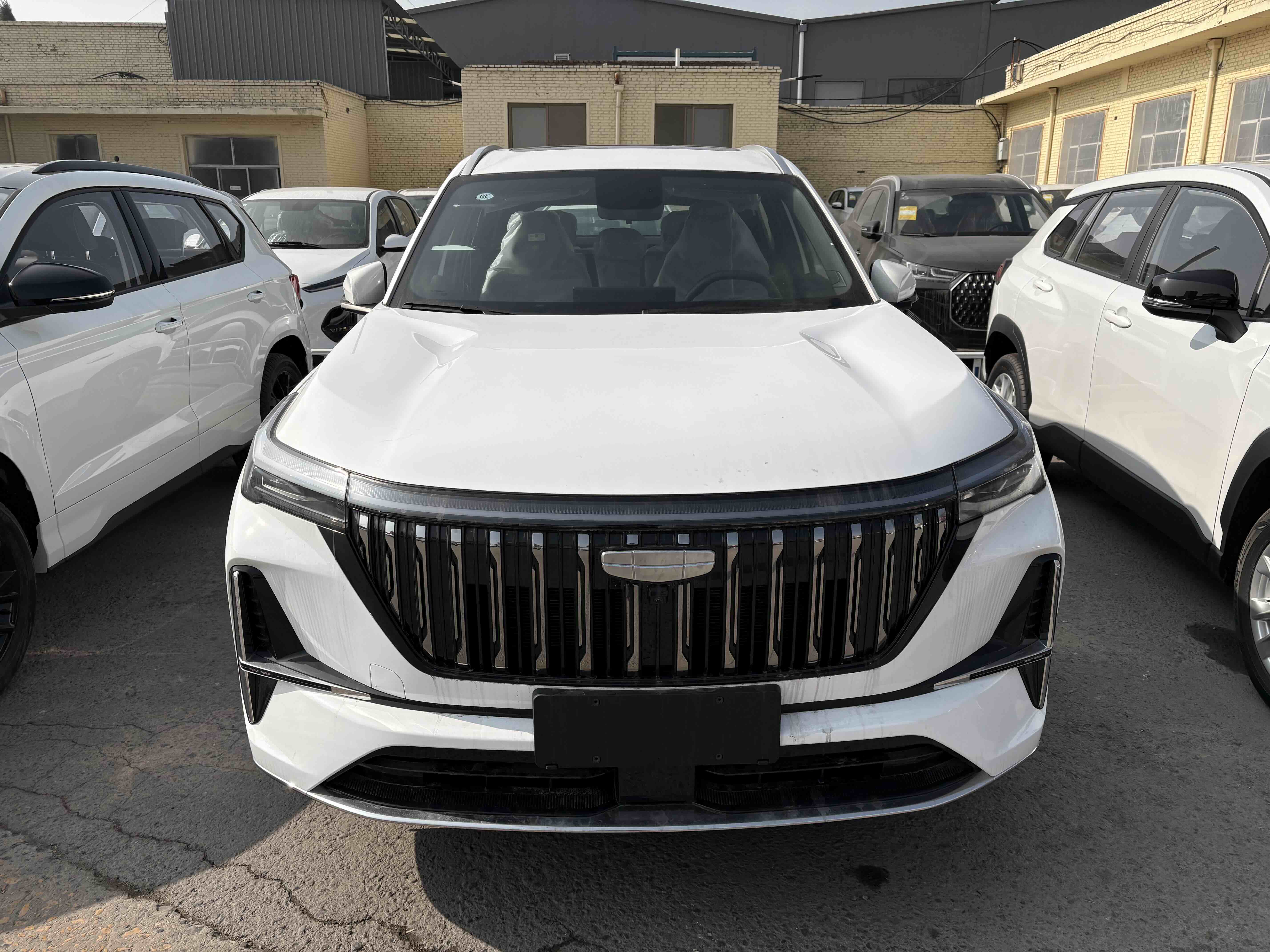 GEELY Boyue L 2026 car image #2