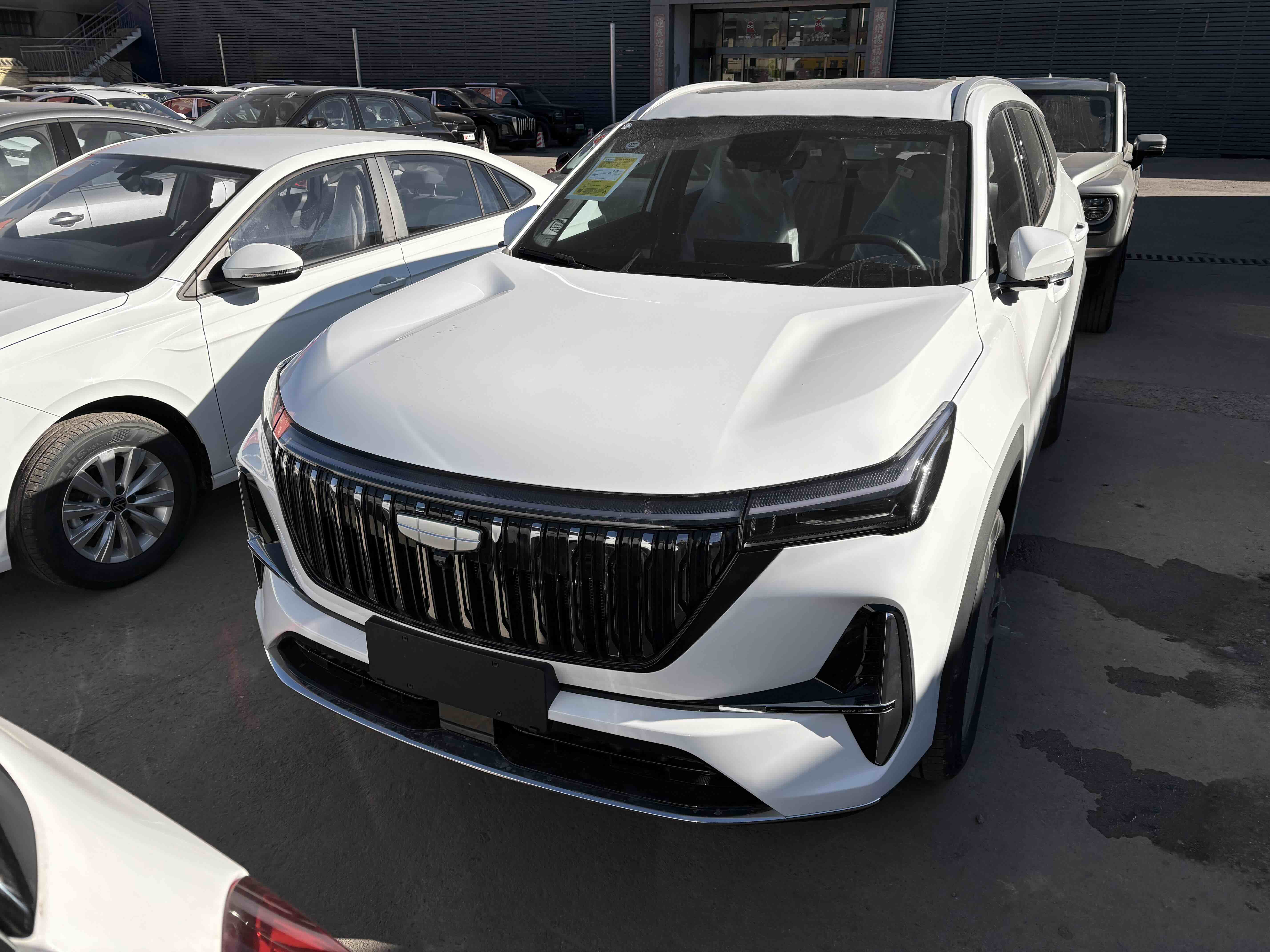 GEELY Boyue L 2025 car image #2