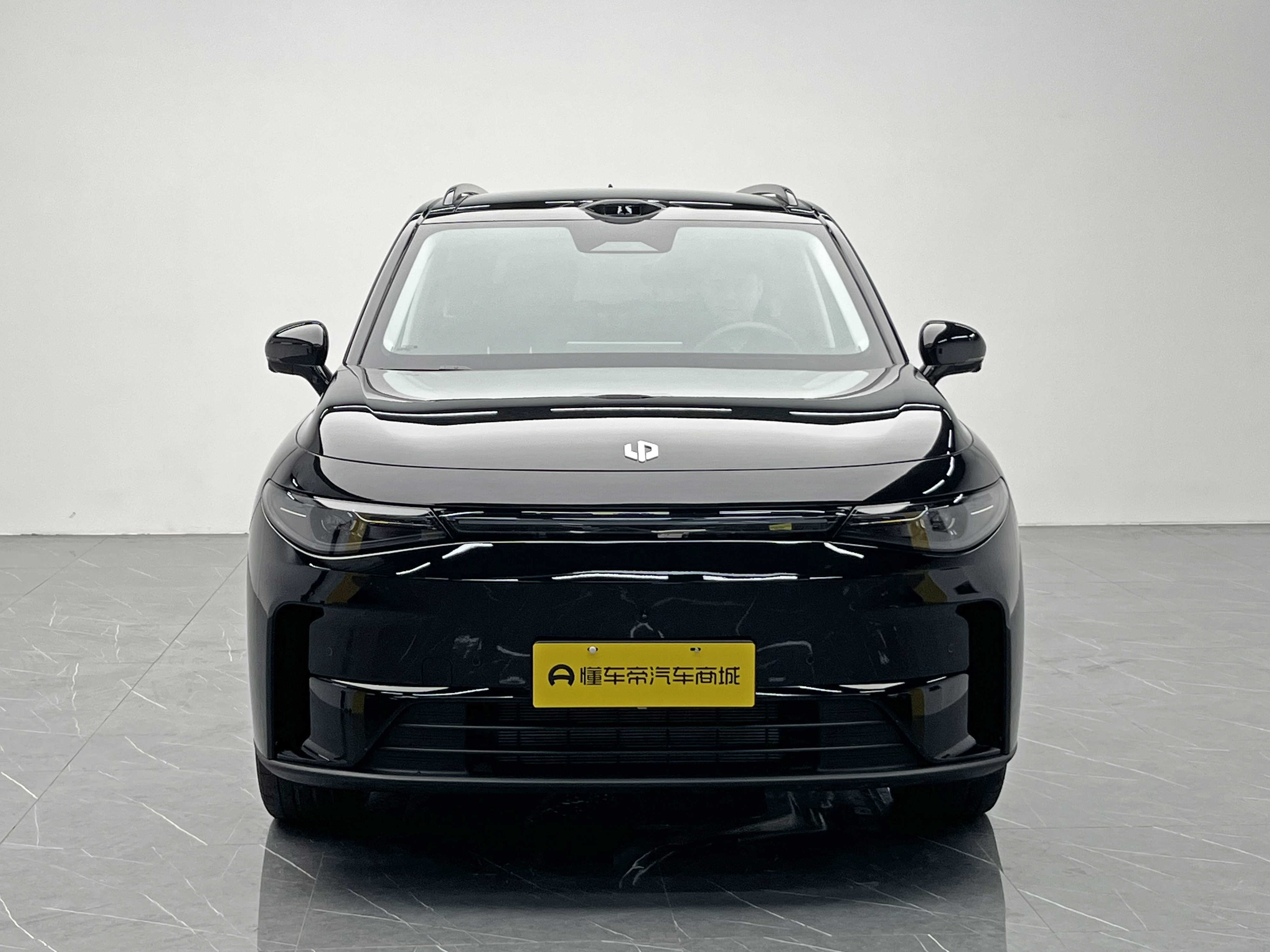 零跑汽车 零跑C16 2025 汽车图片 #2