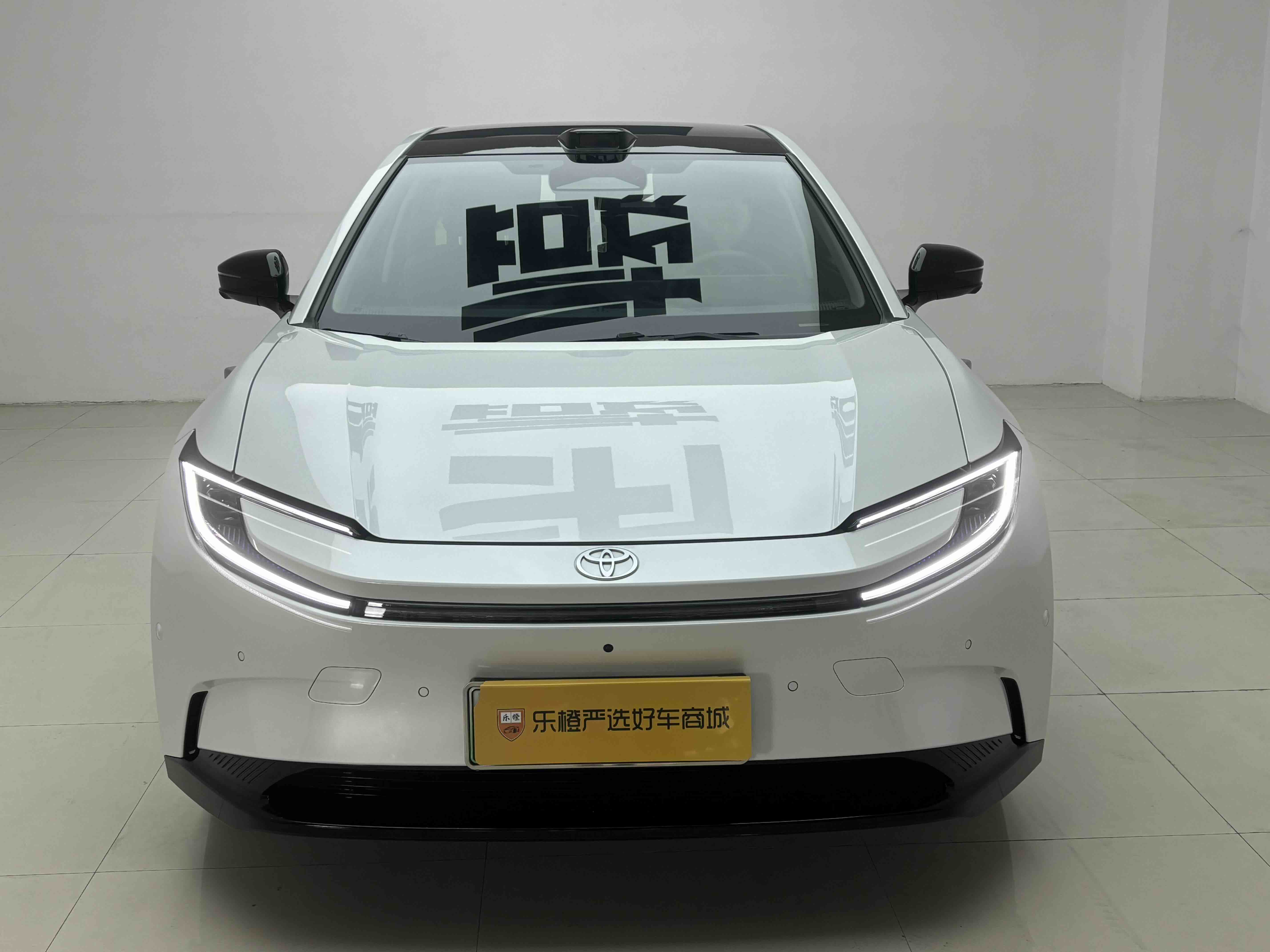 Toyota bZ5 2025 car image #2