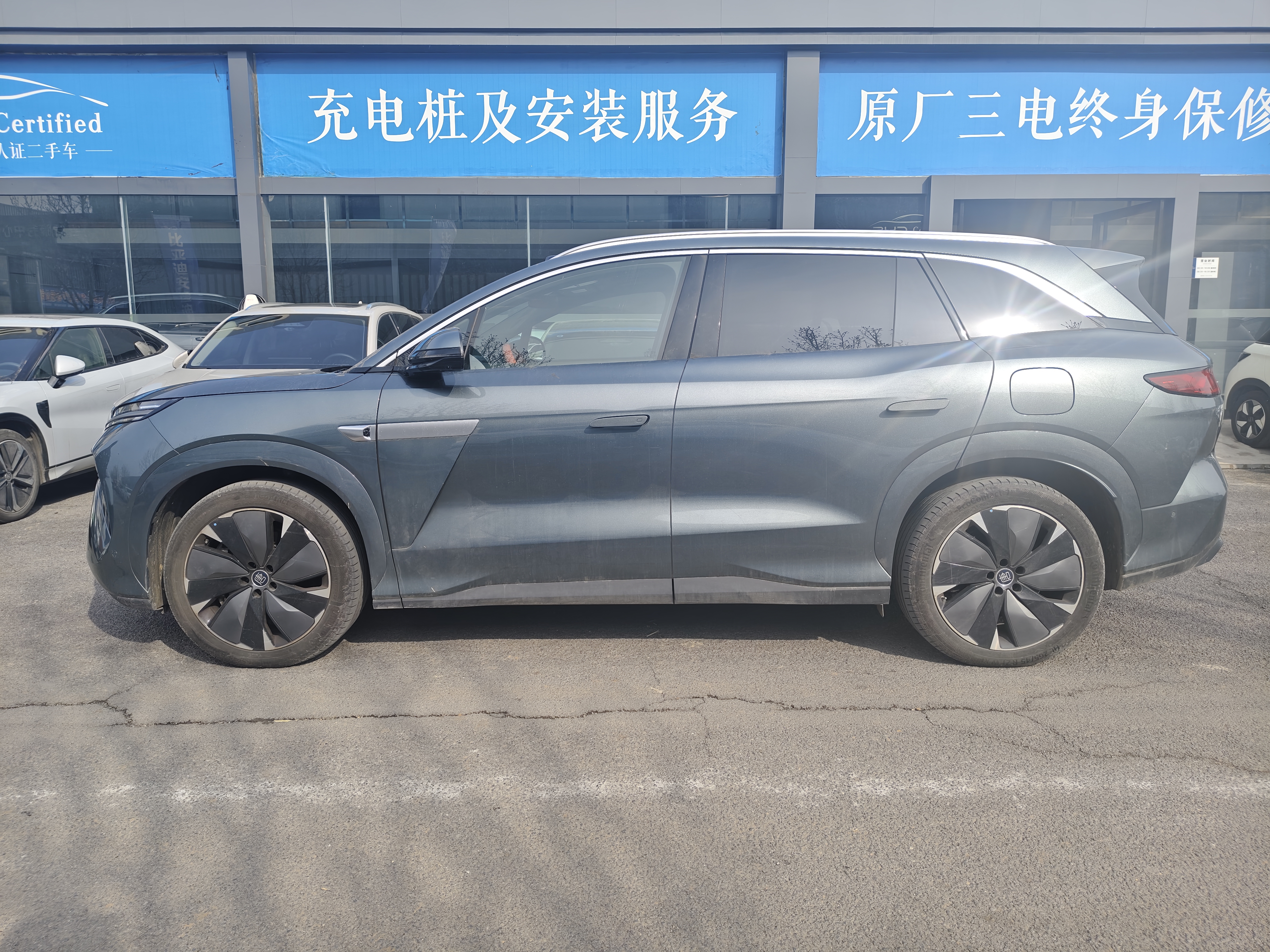 BYD Tang L 2025 immagine di auto #2