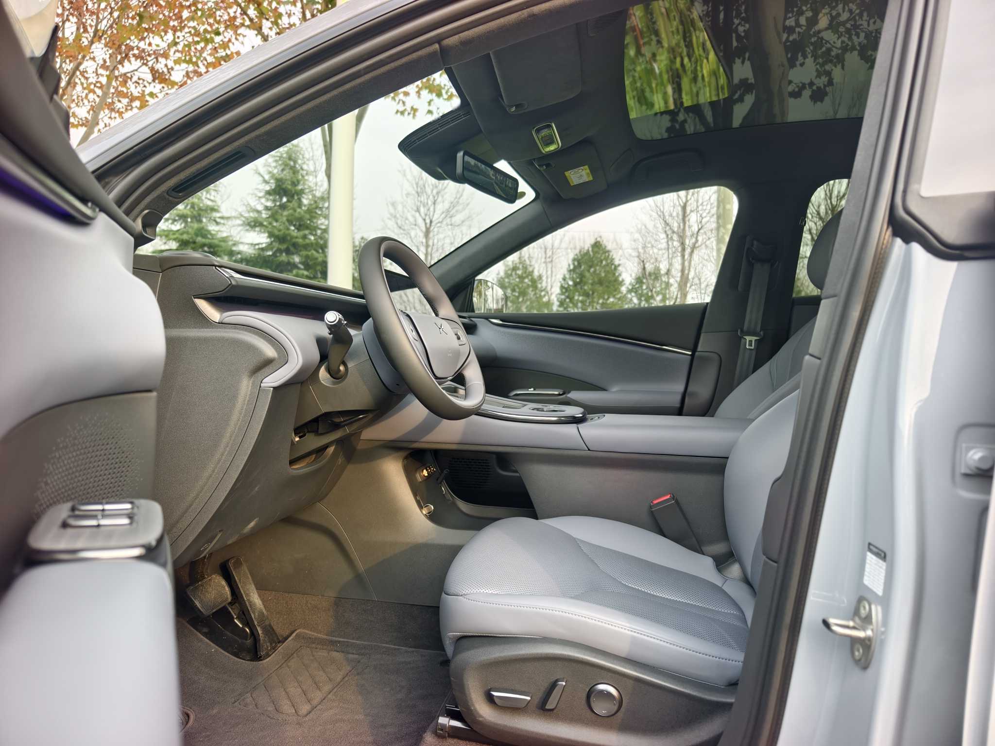 Xpeng G7 2025 #2 Xpeng G7 2025 car image #2