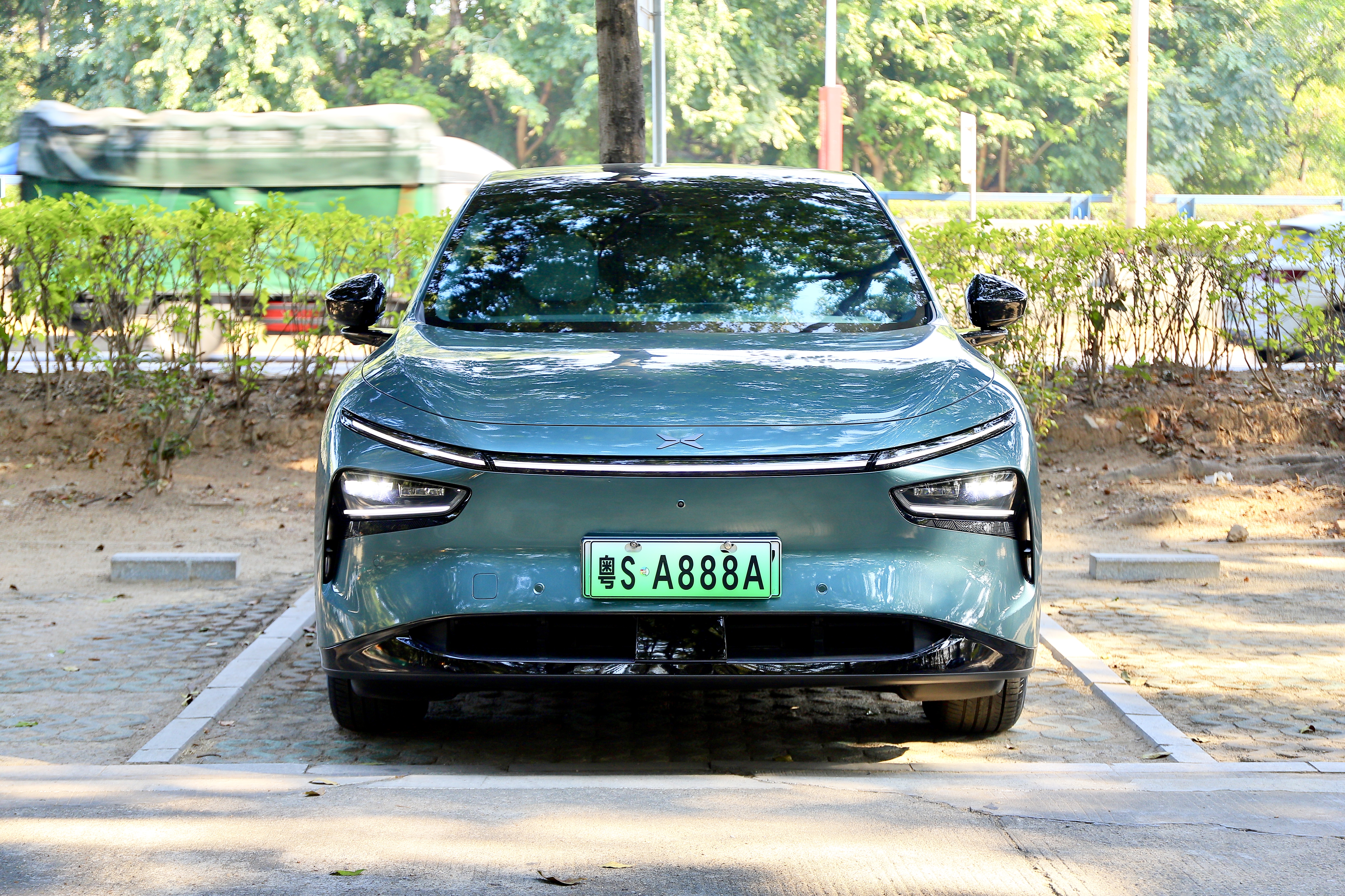 Xpeng G7 2025 #2 Xpeng G7 2025 car image #2