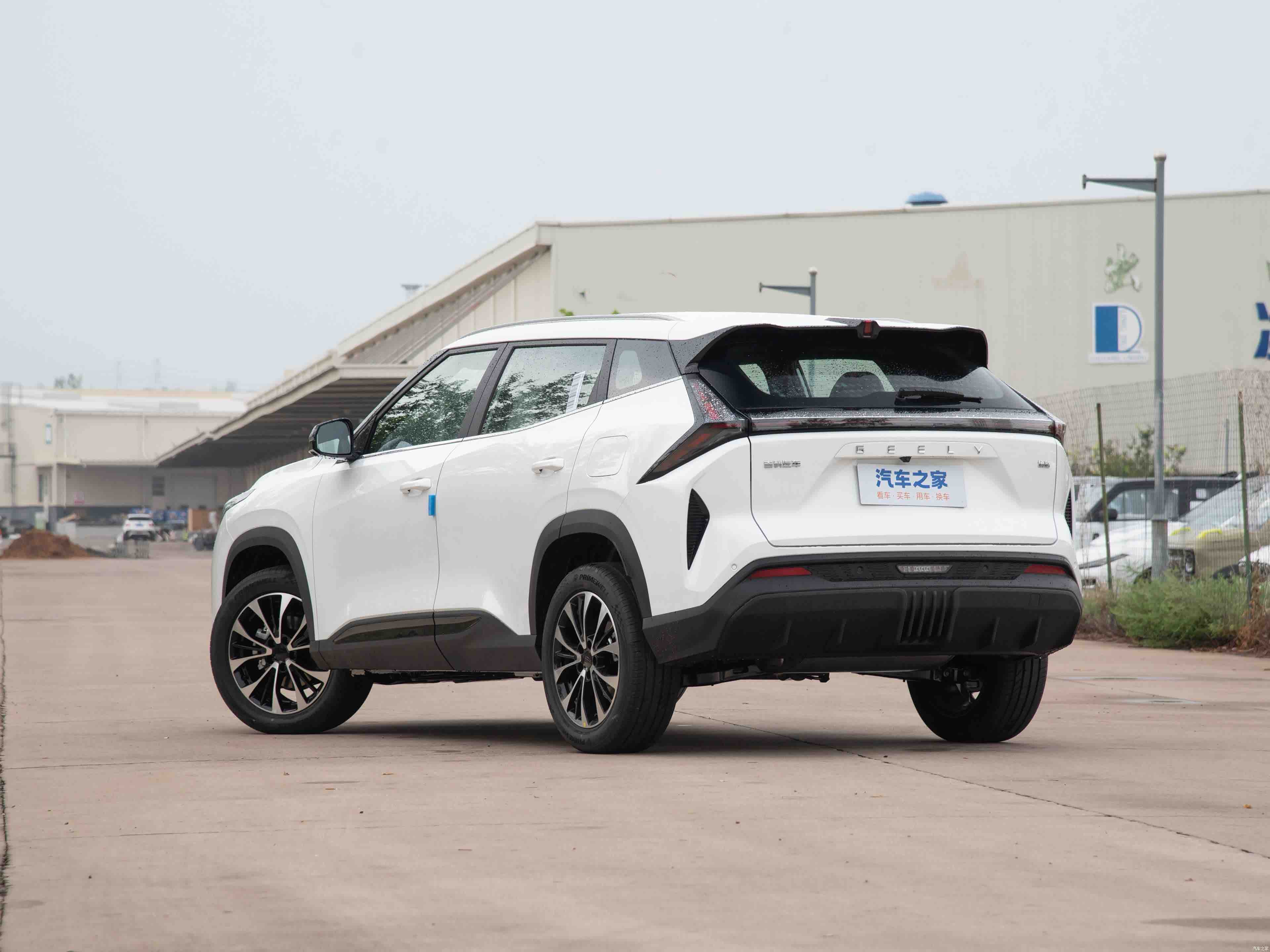 GEELY Boyue 2026 immagine di auto #2