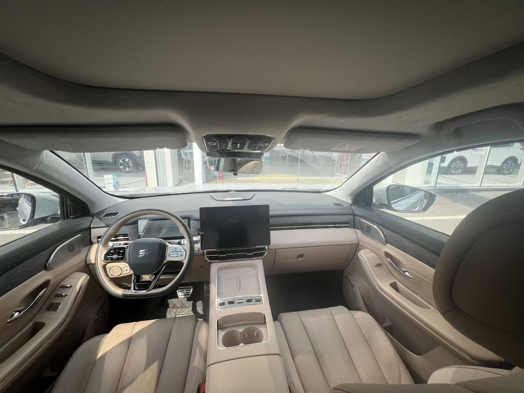 Jetour L9 2025 immagine di auto #2