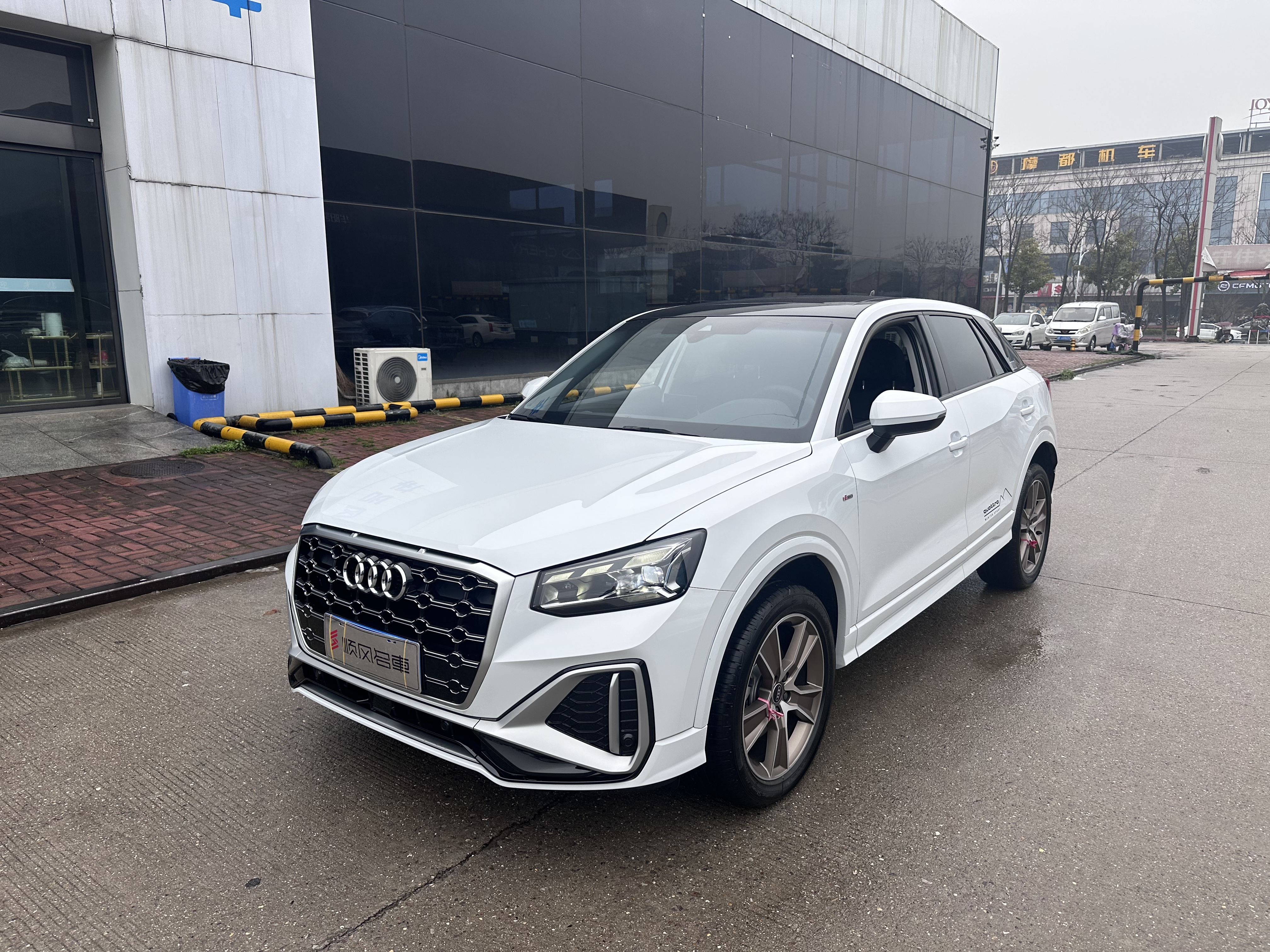 Q2L 2025 car image #2