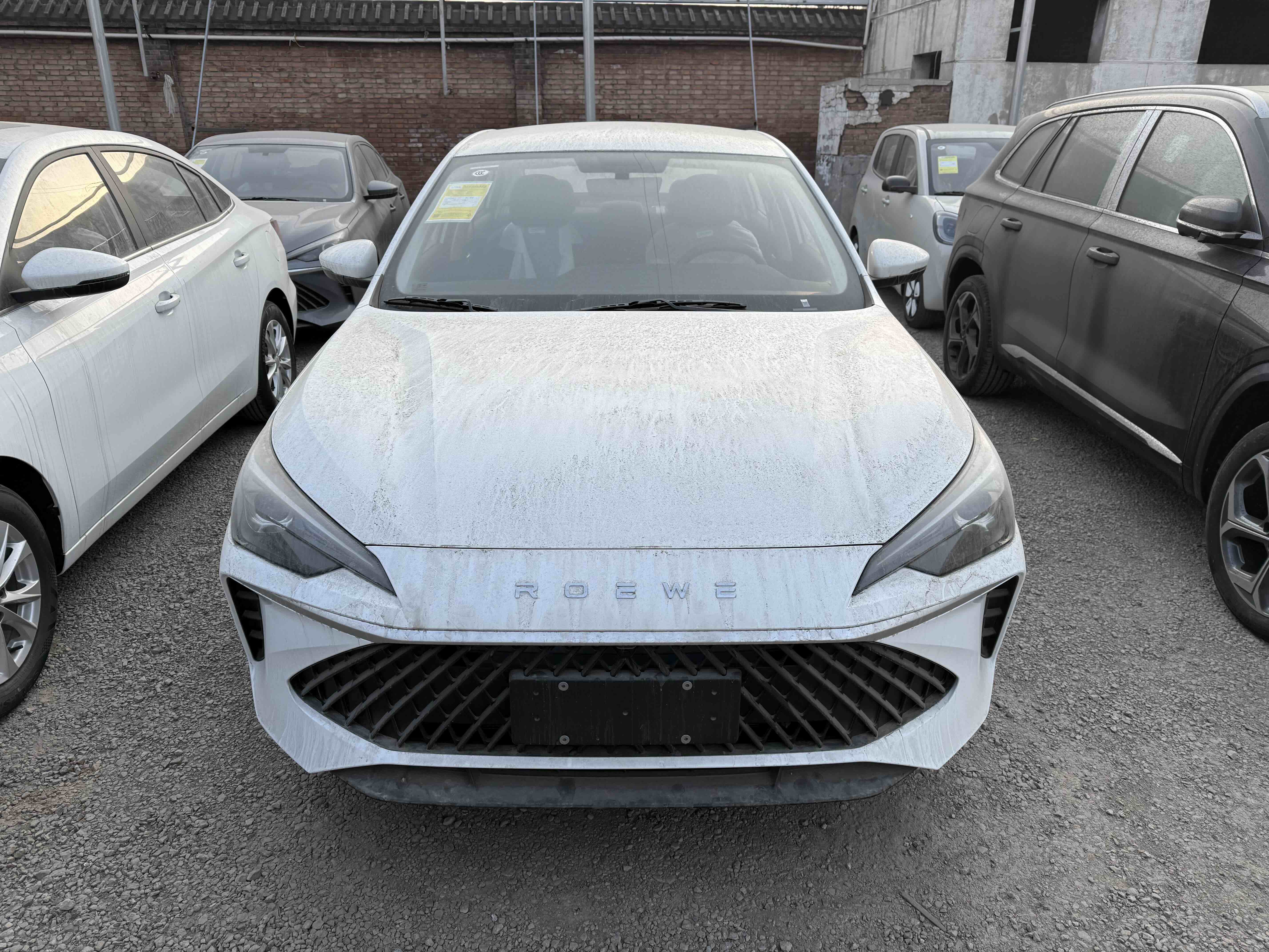 Roewe i5 2026 car image #2