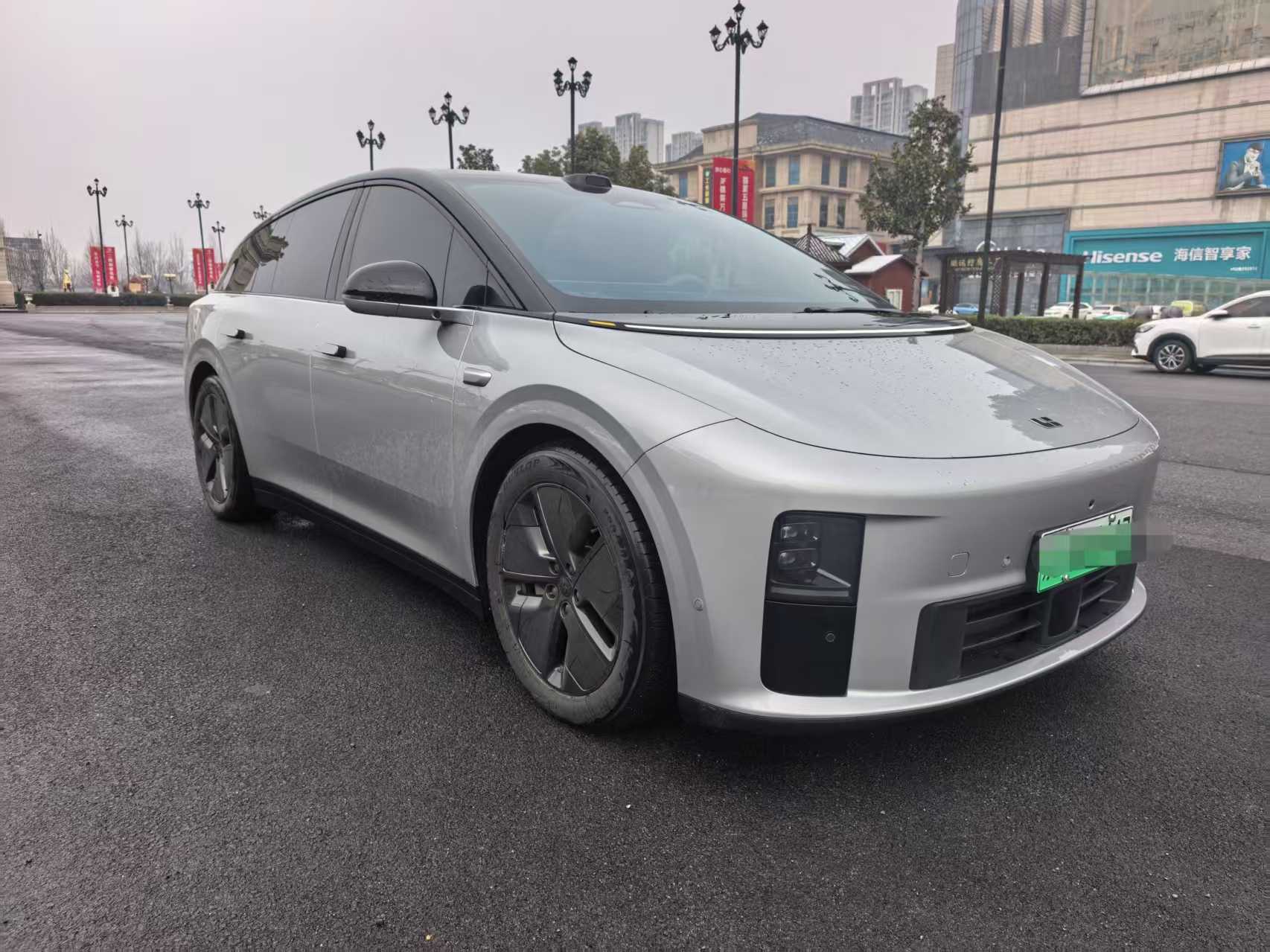 Li 2025 car image #2