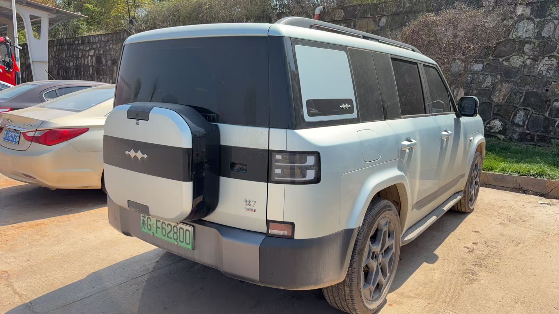 FangChengBao Tiger 7 2025 car image #2