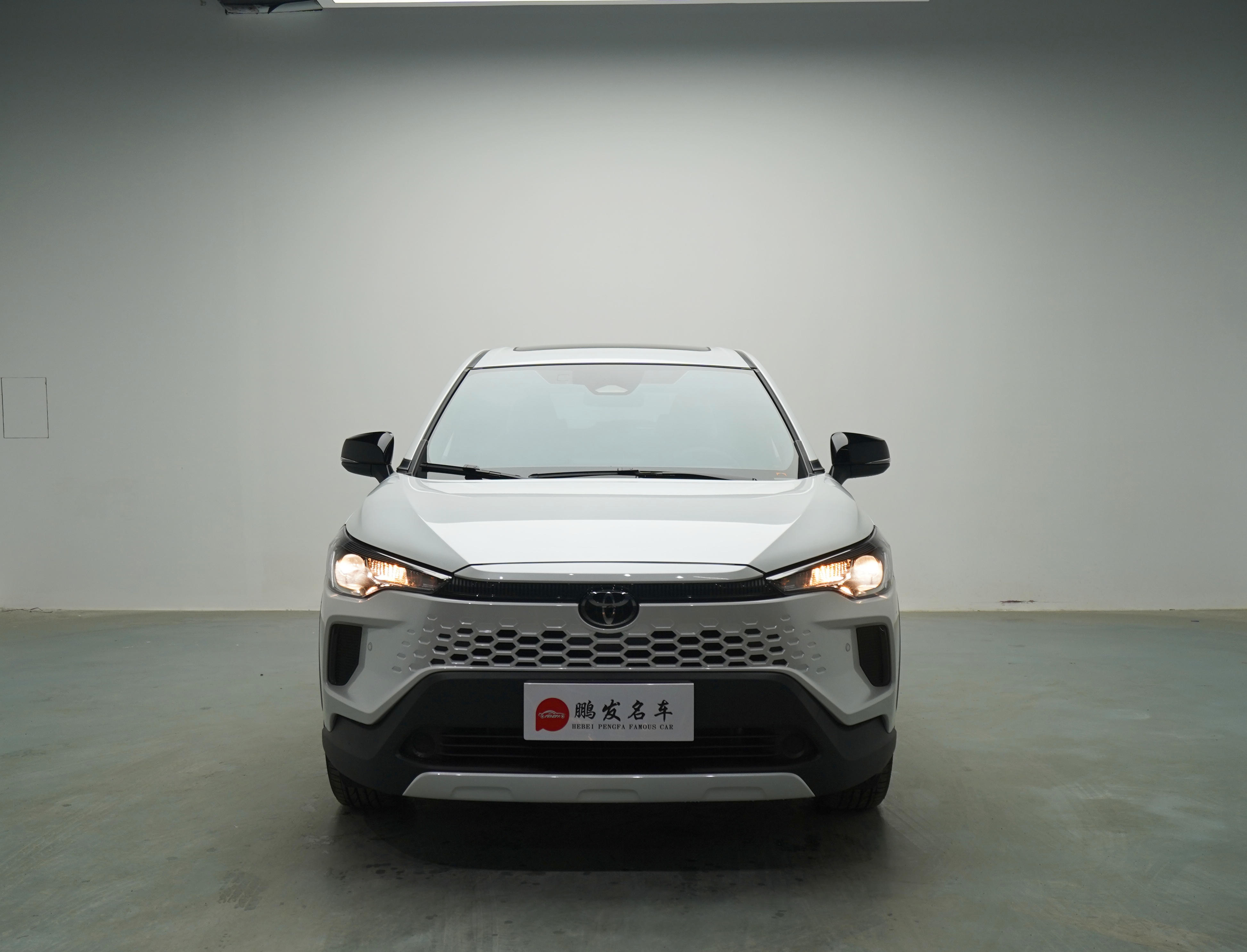 Corolla Cross 2026 #2 Corolla Cross 2026 car image #2