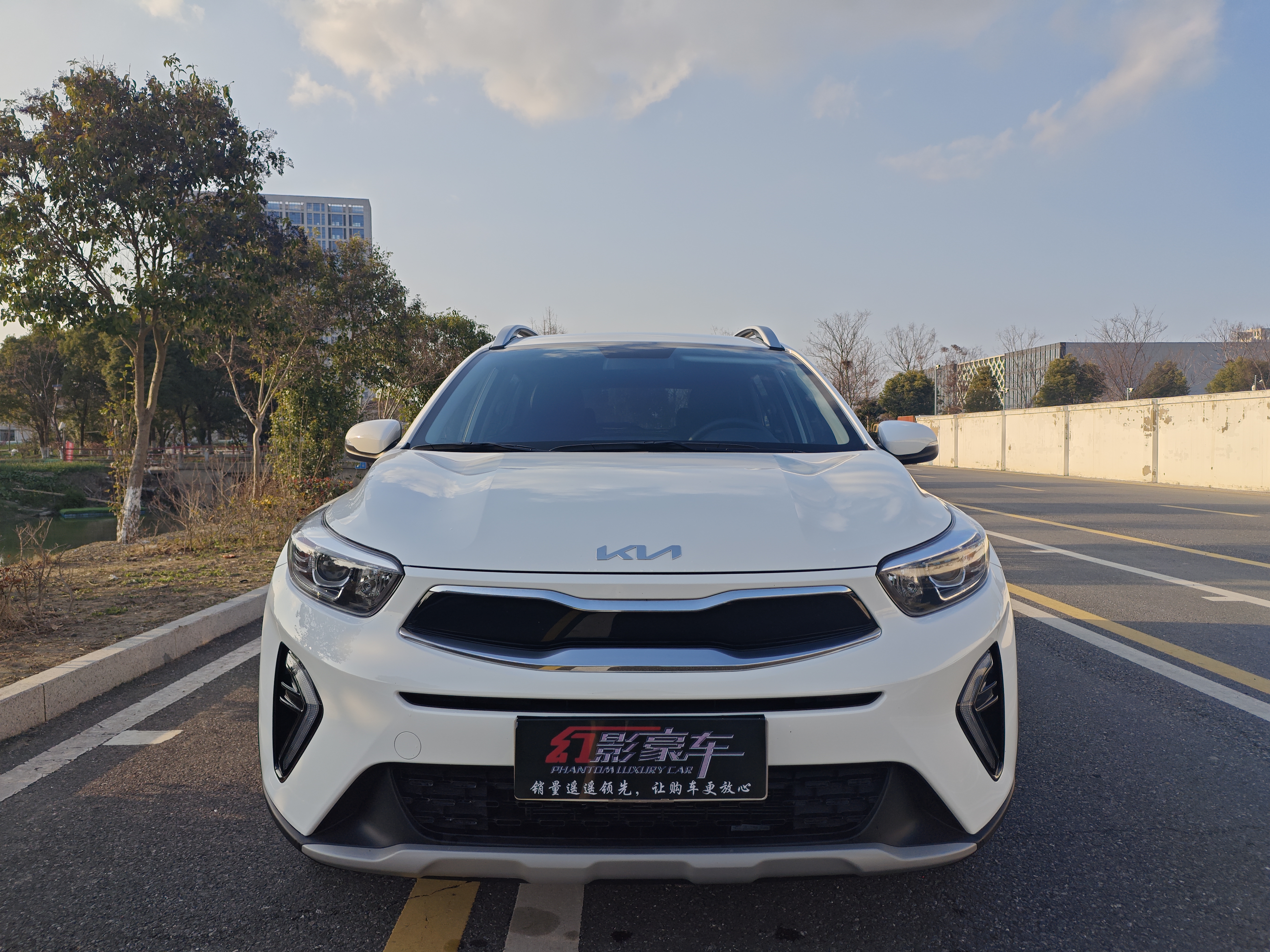 Kia KX1 2026 car image #2