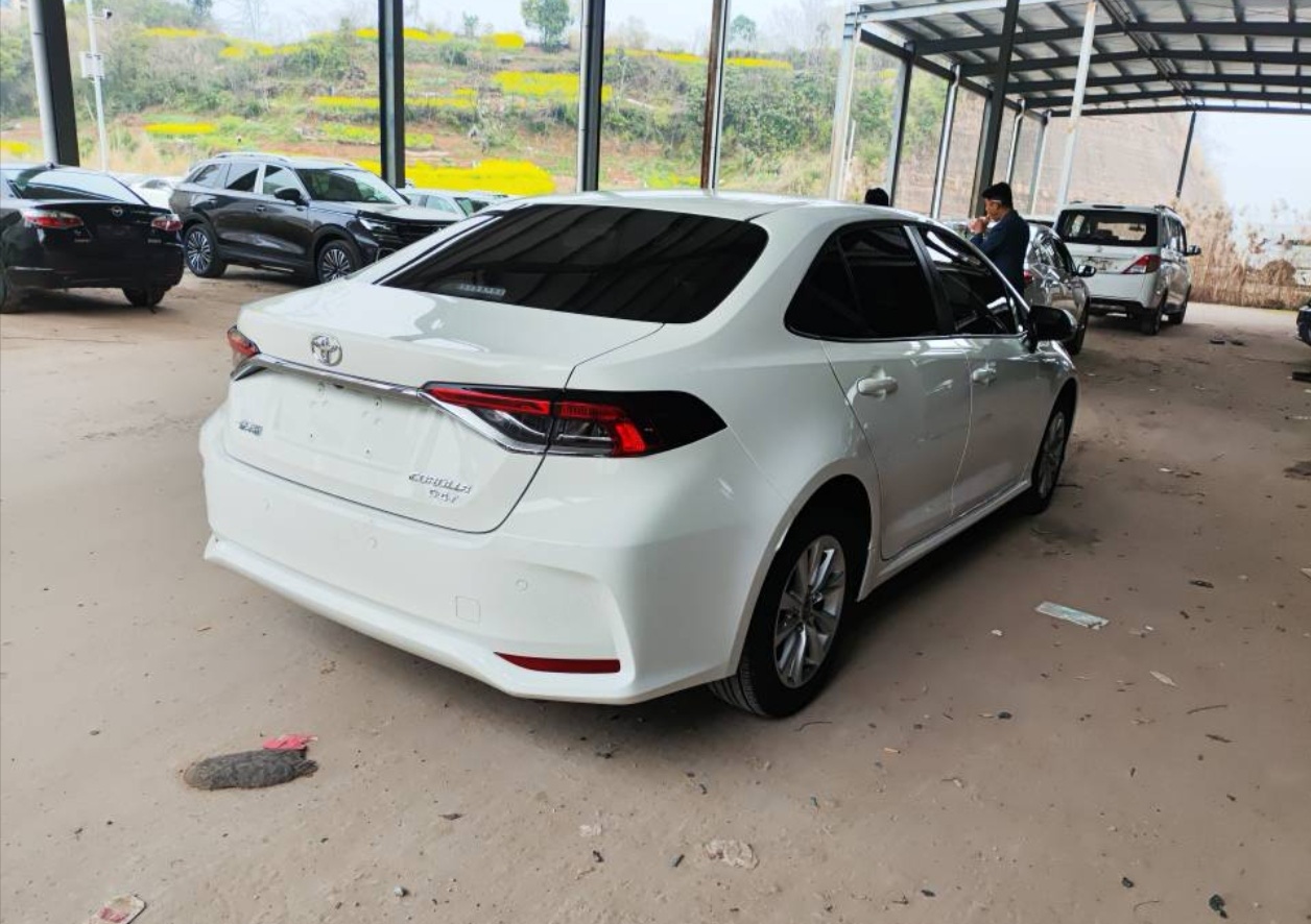 Toyota 2025 car image #2