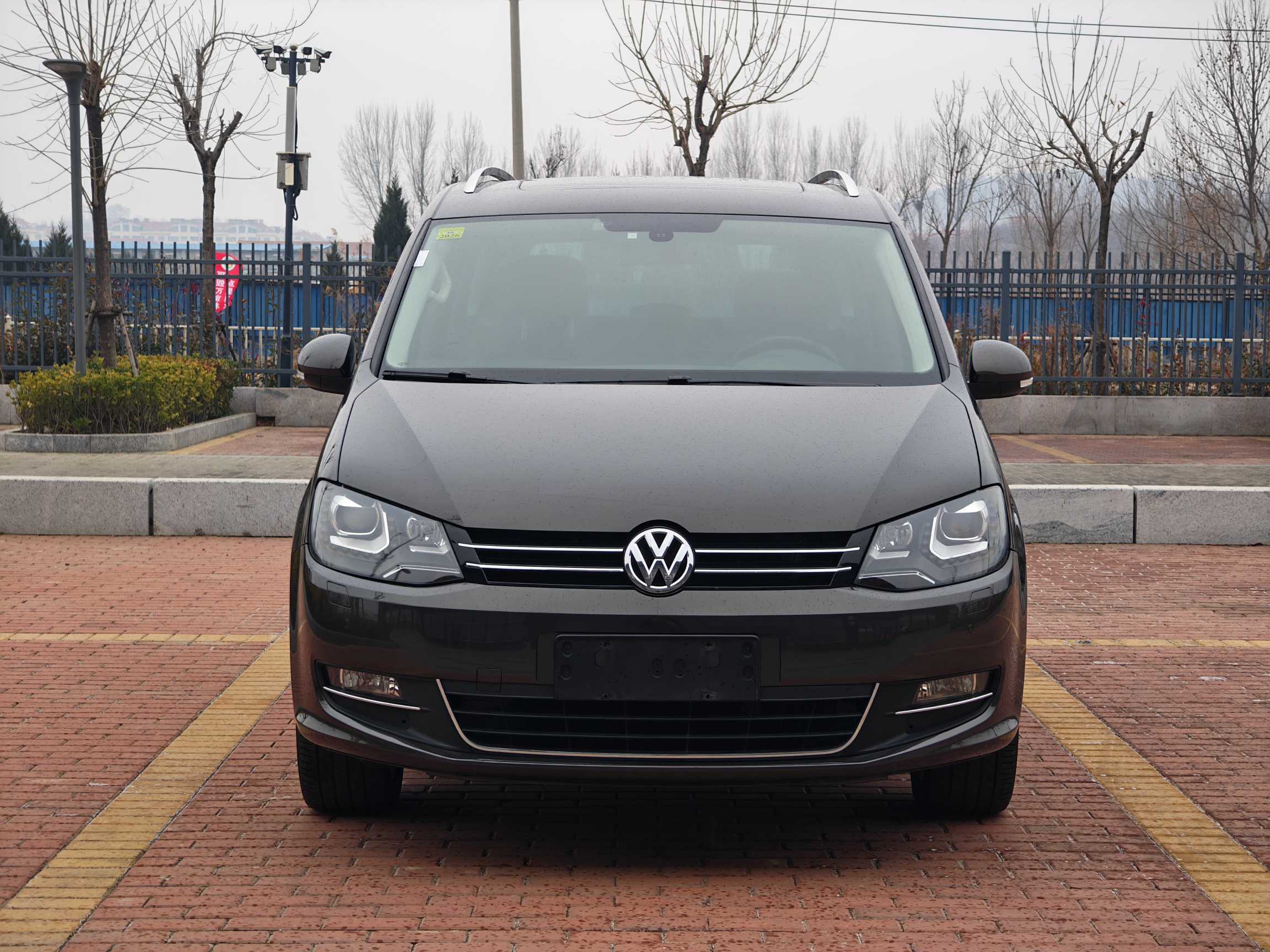 Volkswagen Sharan 2015 صورة سيارة #2
