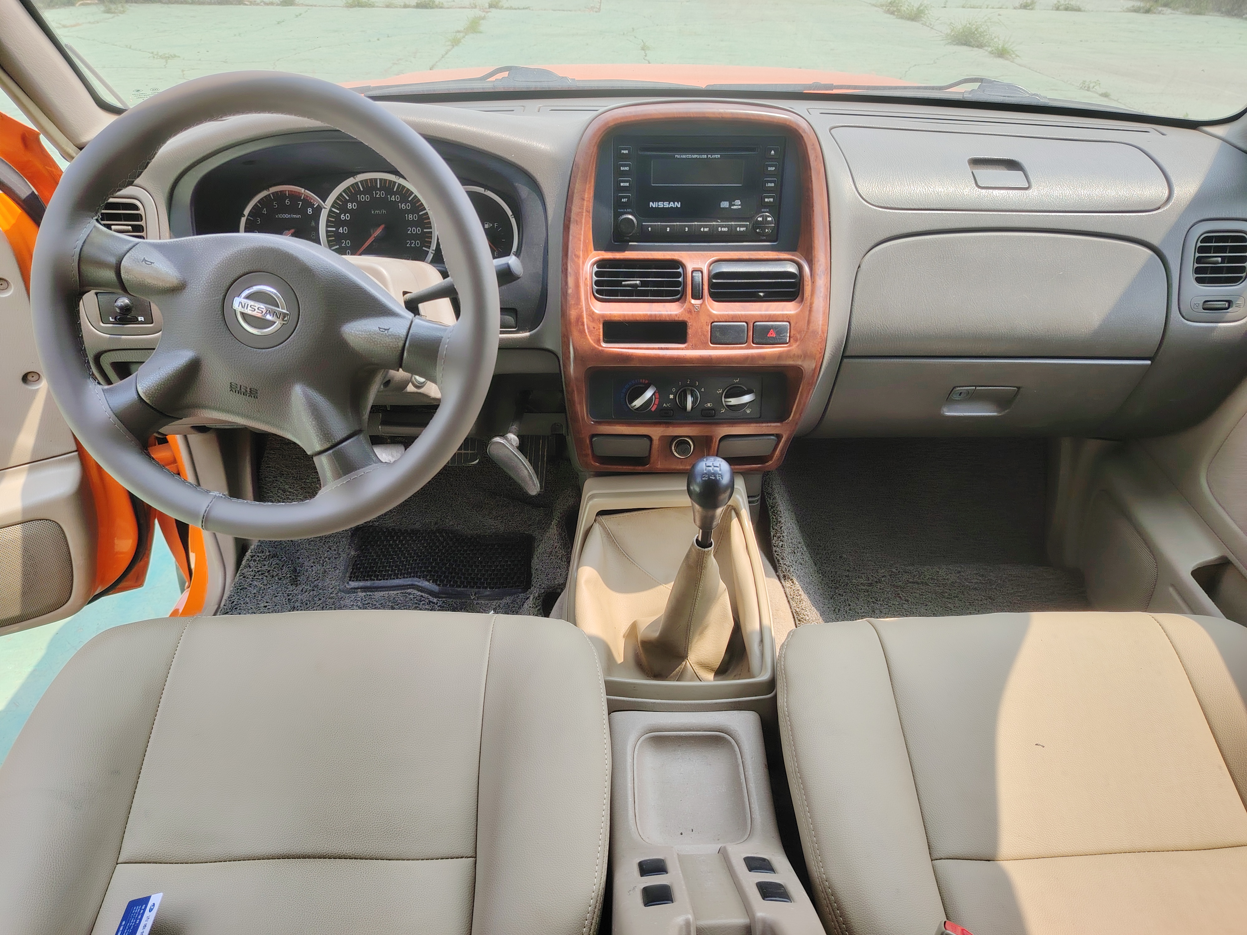 日产 日产ZN厢式车 2016 汽车图片 #2