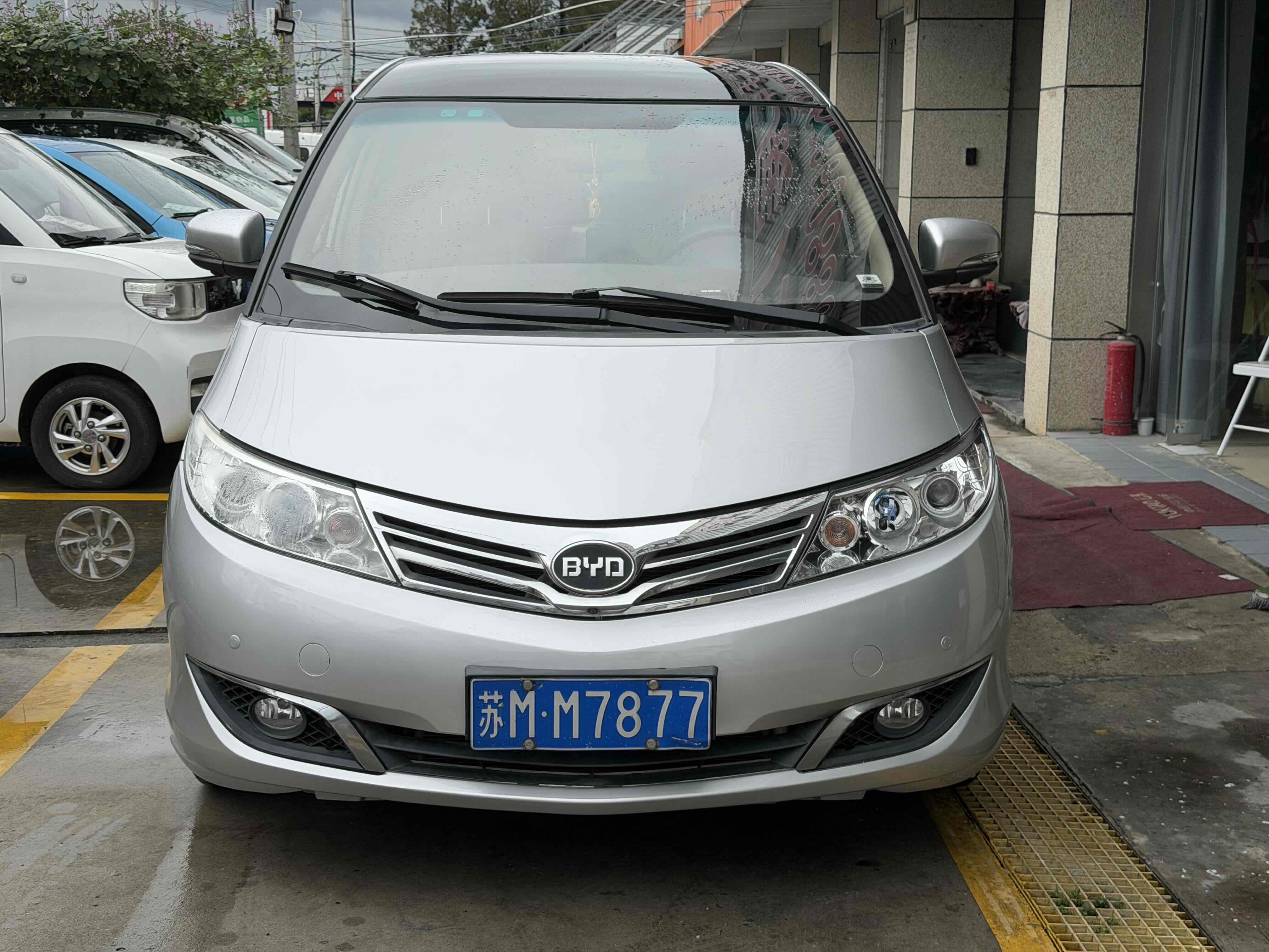 BYD M6 2016 car image #2