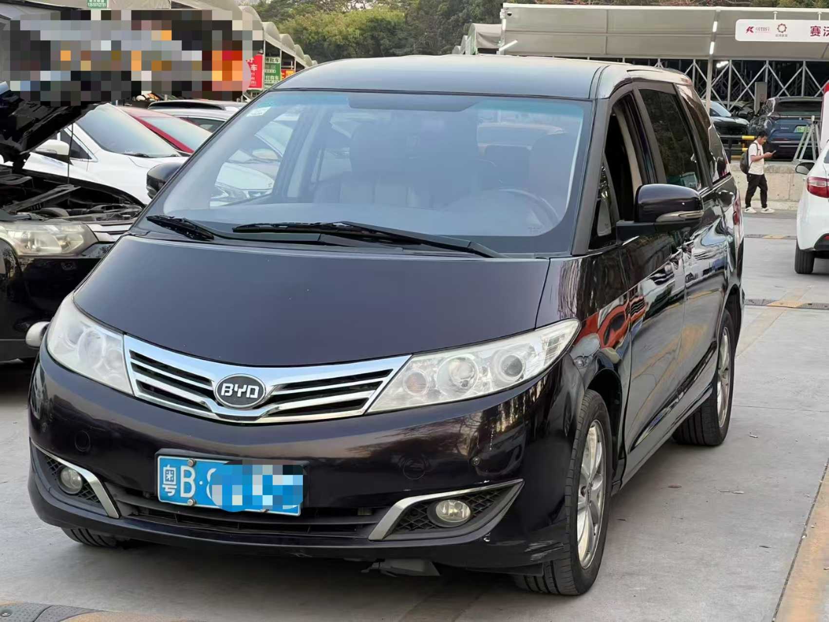 BYD M6 2016 #2 BYD M6 2016 car image #2