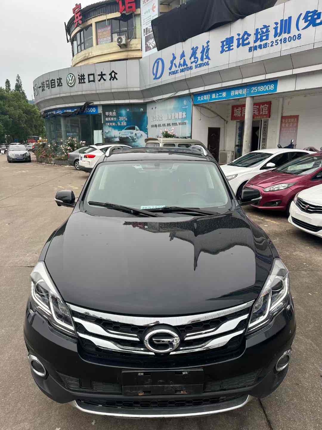 GAC Trumpchi GS5 Super 2015 car image #2