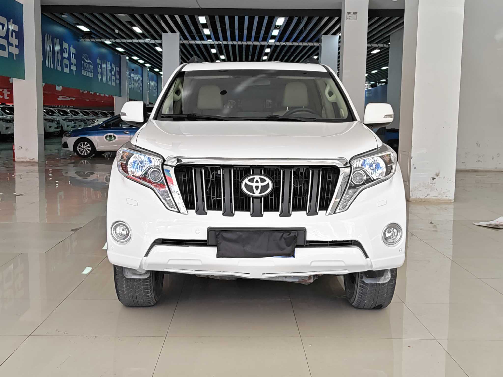 Toyota Land Cruiser Prado 2014 immagine di auto #2