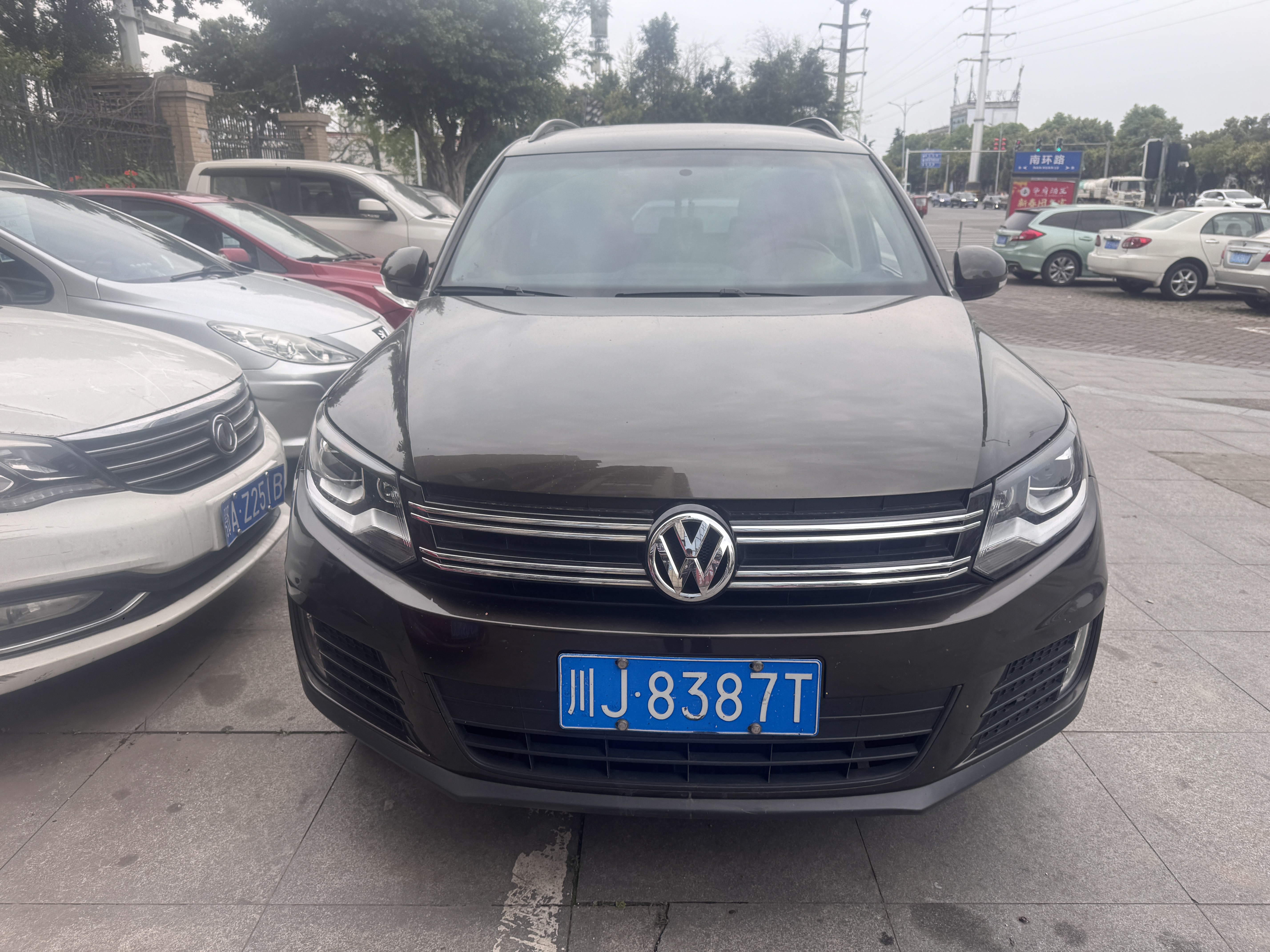 Volkswagen Tiguan 2016 immagine di auto #2