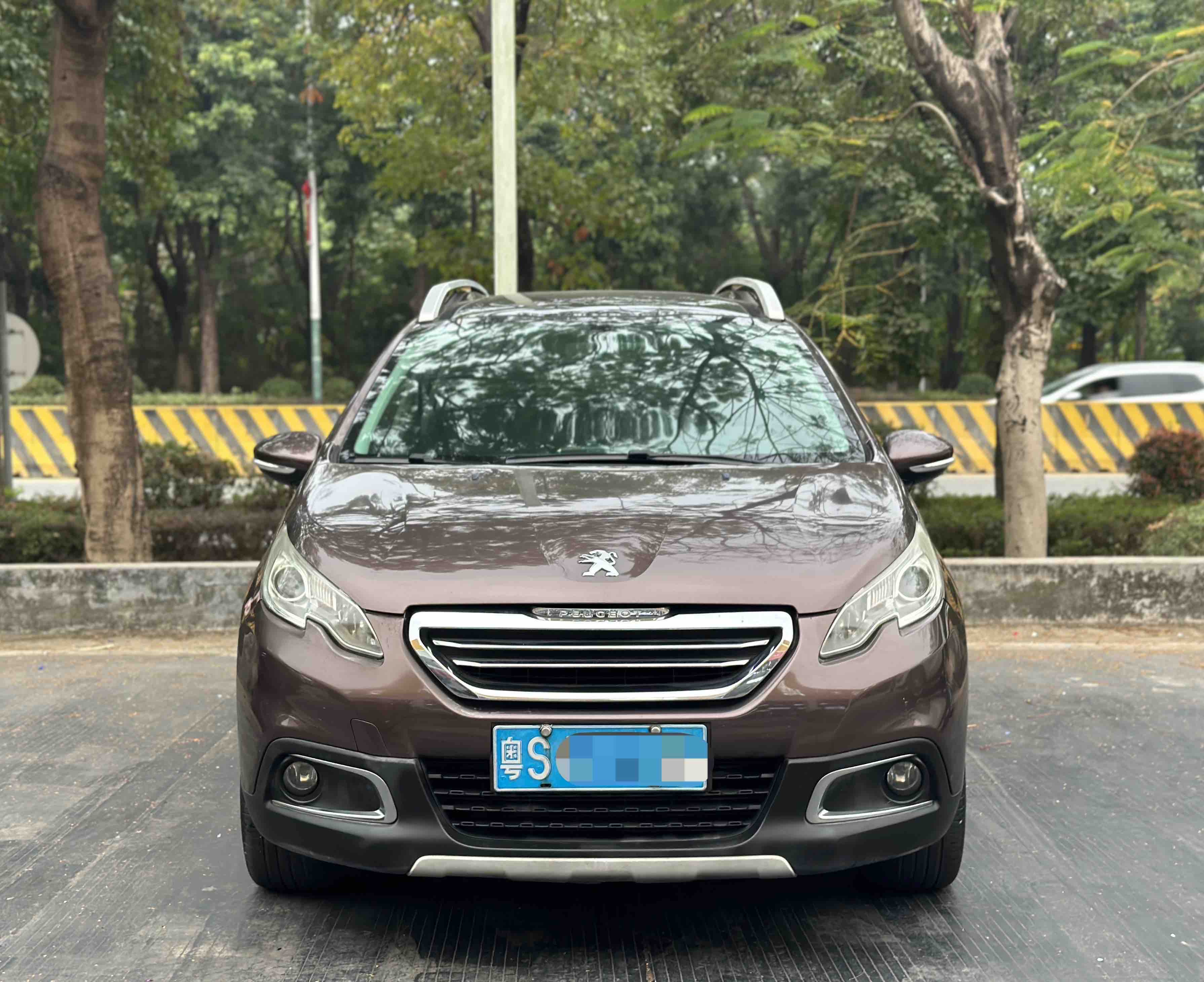 Peugeot 2008 2016 car image #2